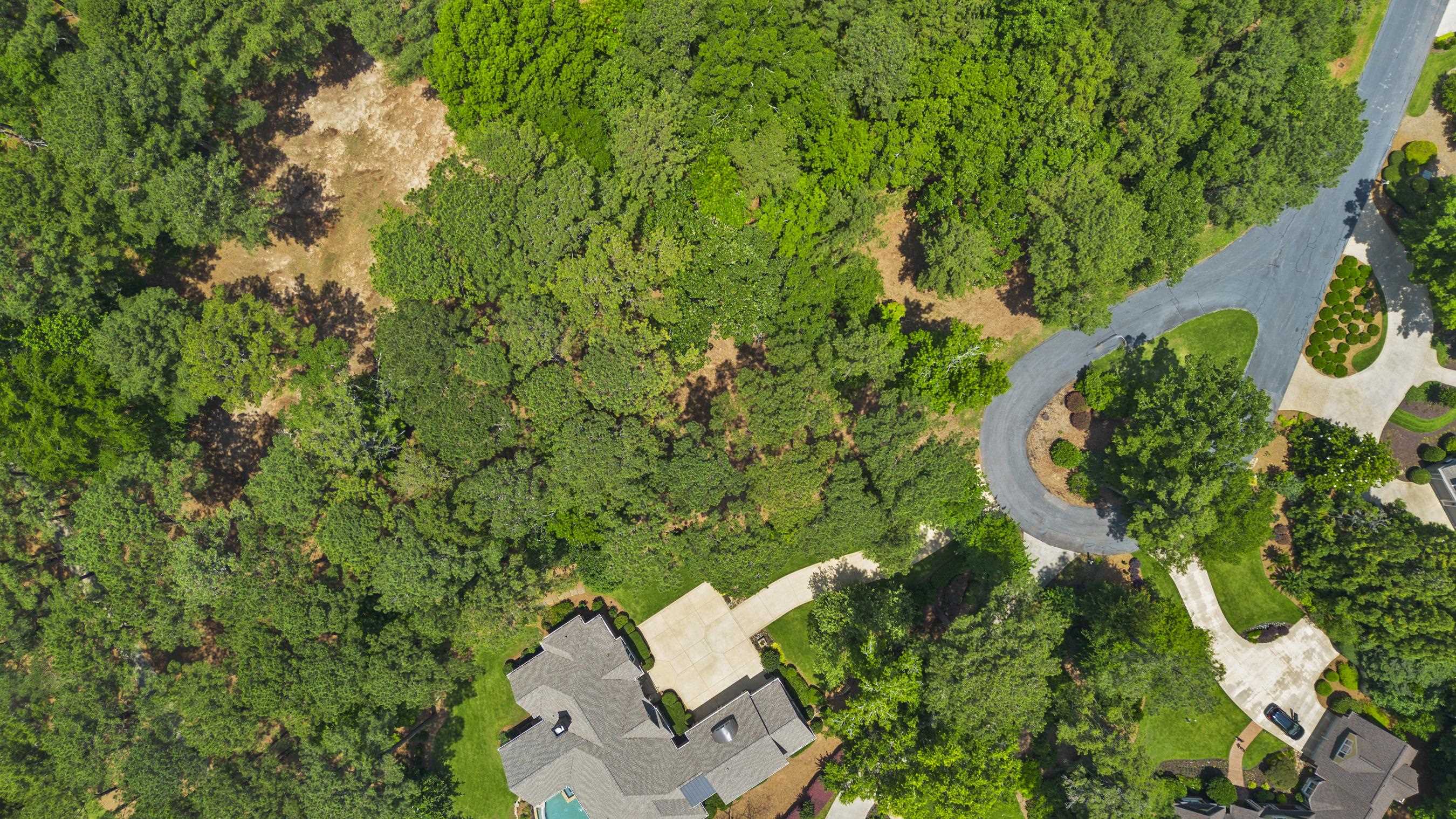 136 Porterfield Drive image 27