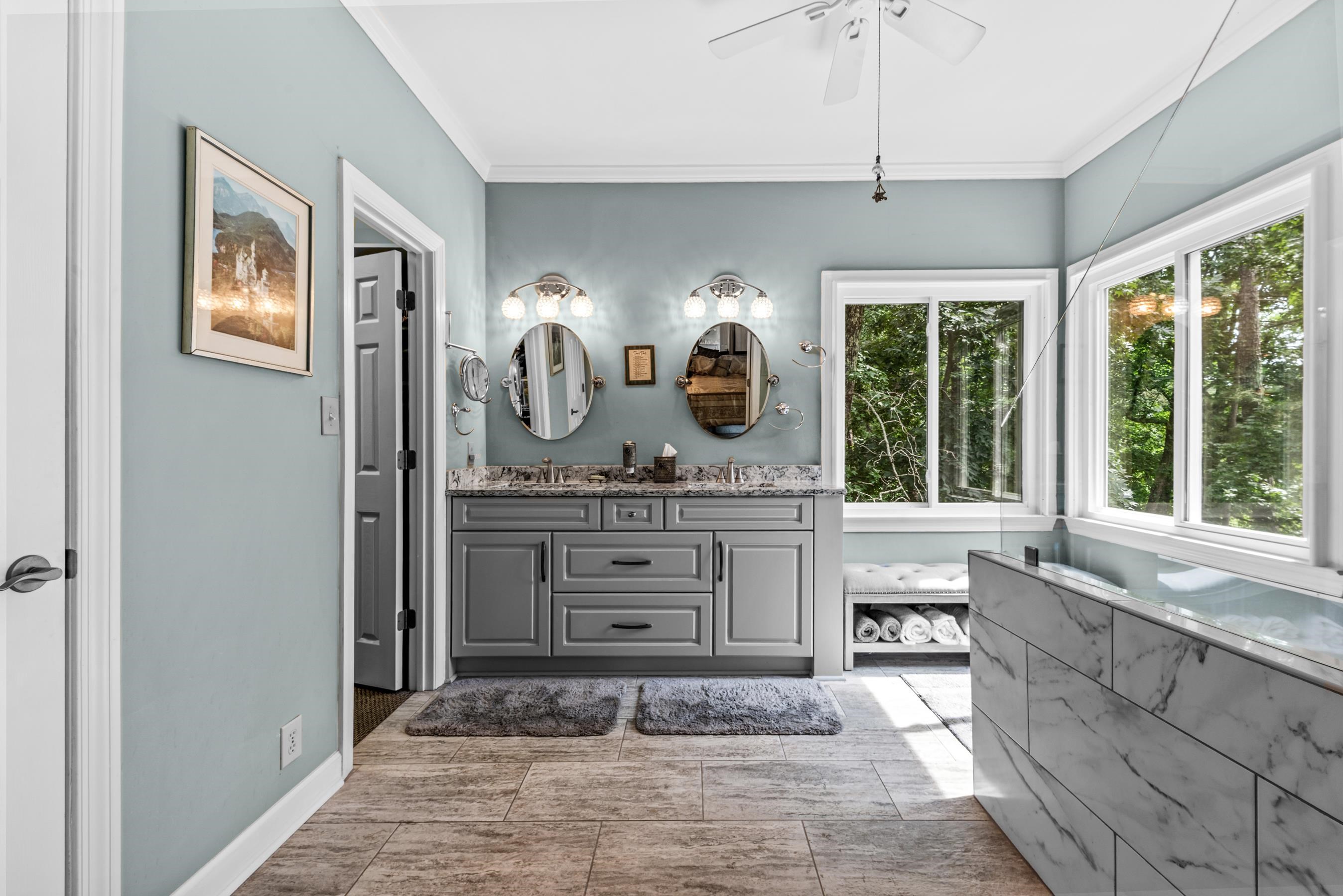 1151 SHOULDERBONE CIRCLE image 32