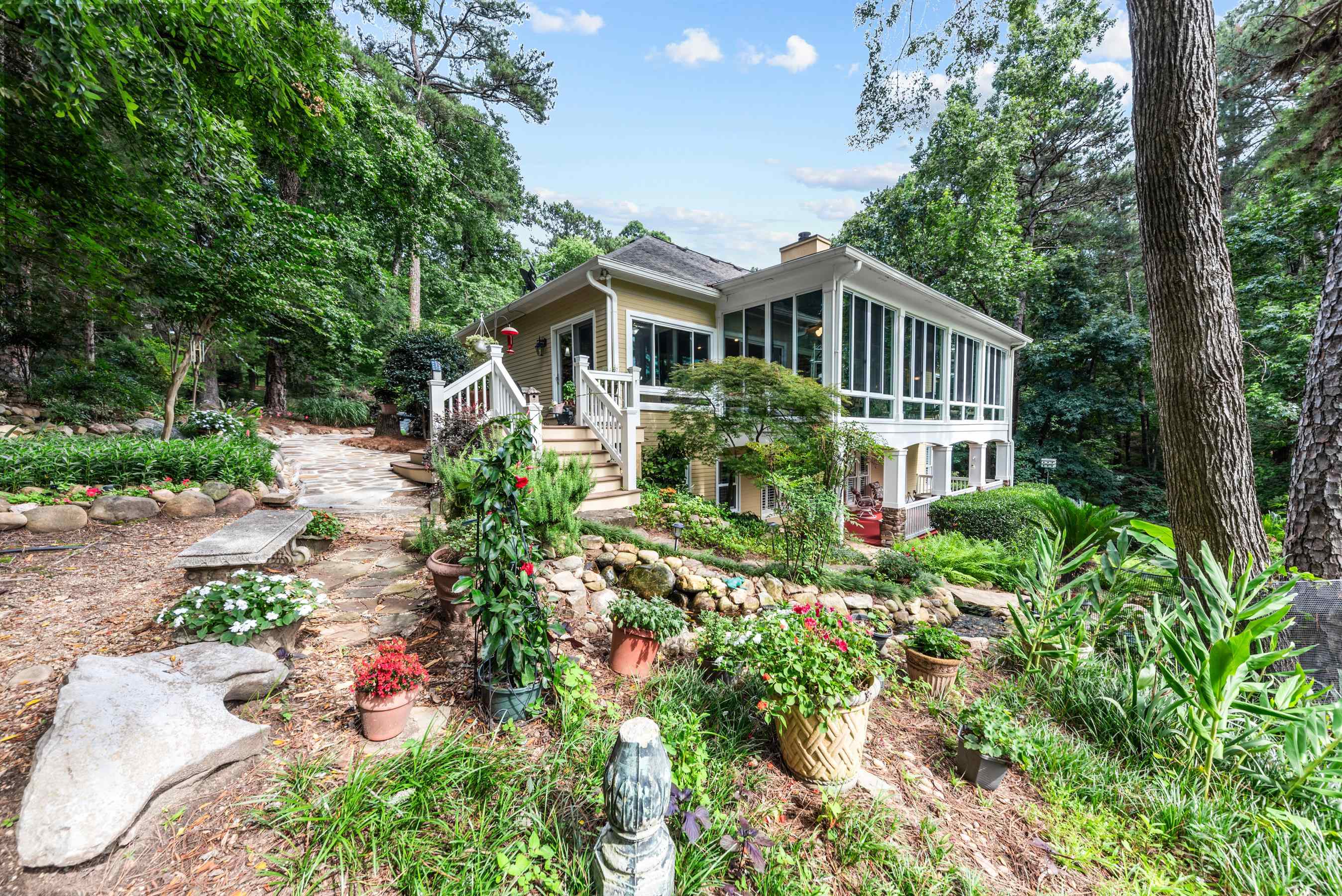 1151 SHOULDERBONE CIRCLE image 71