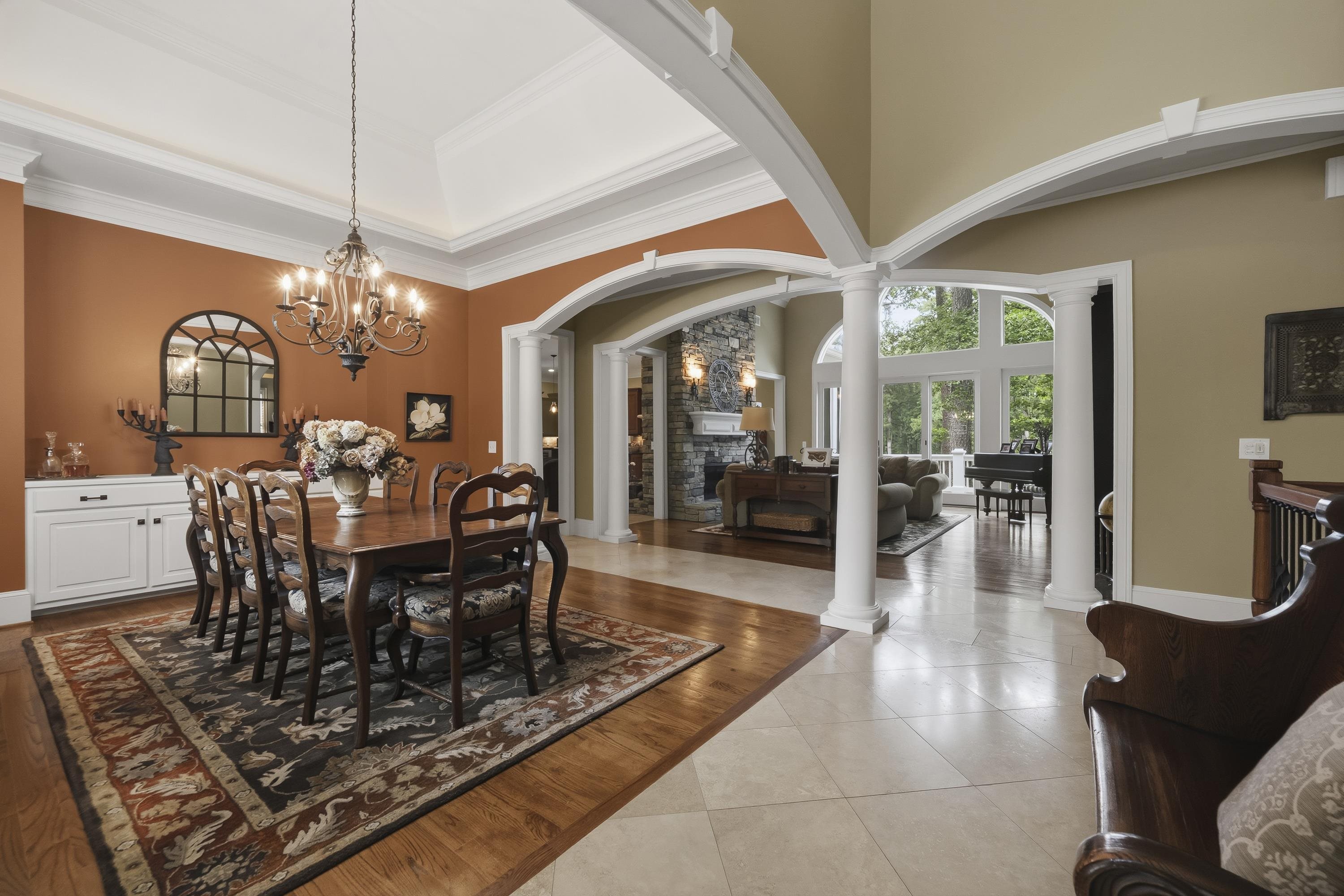 1051 CAWTHORNE LANE image 15