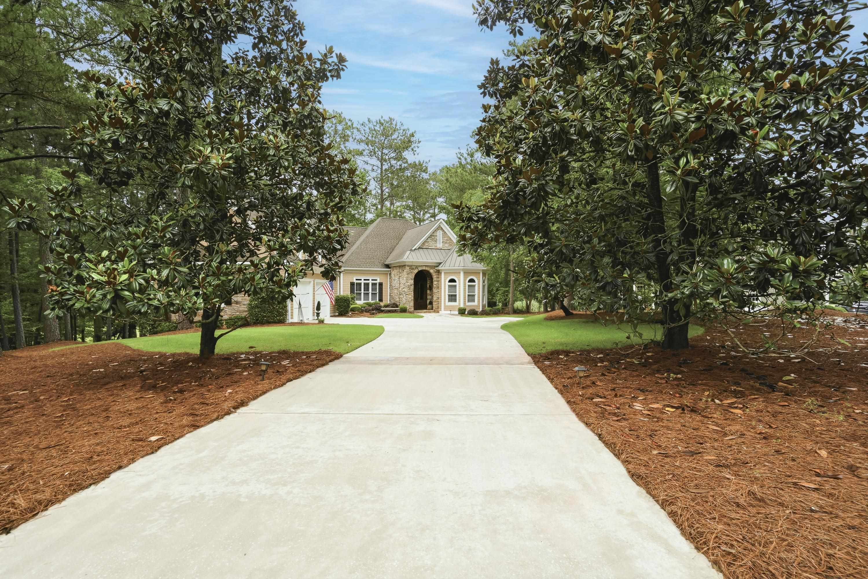 1051 CAWTHORNE LANE image 3