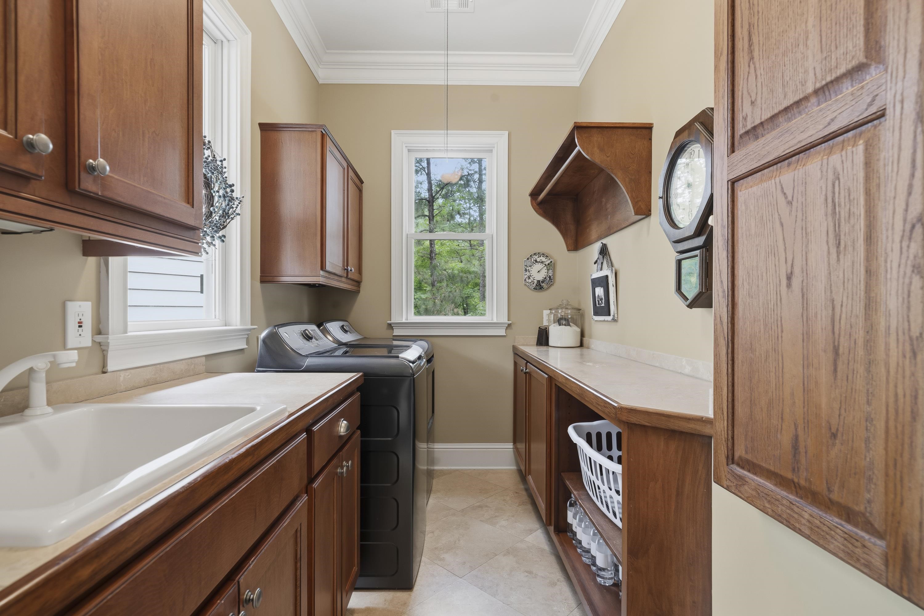 1051 CAWTHORNE LANE image 35