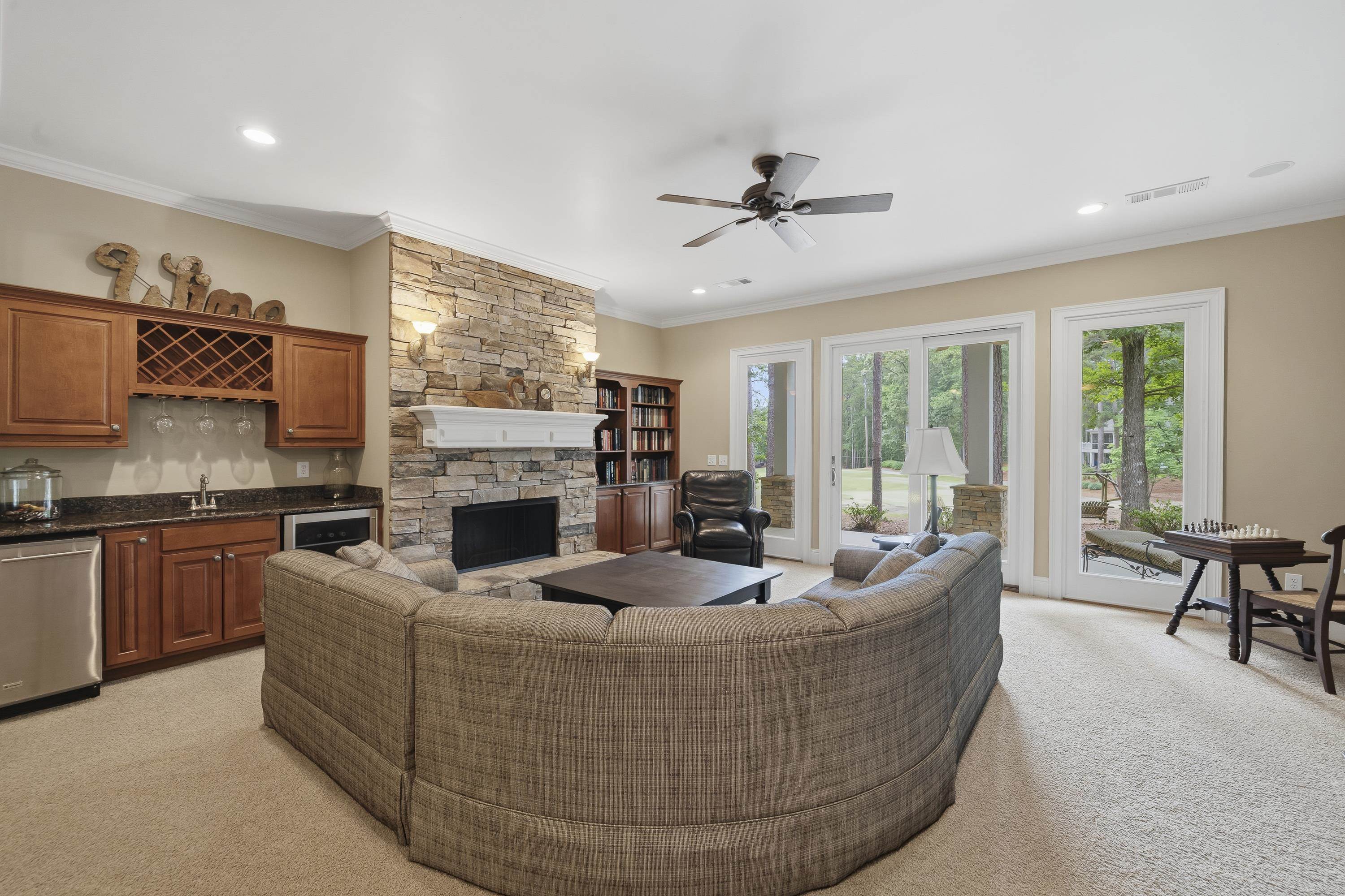 1051 CAWTHORNE LANE image 53