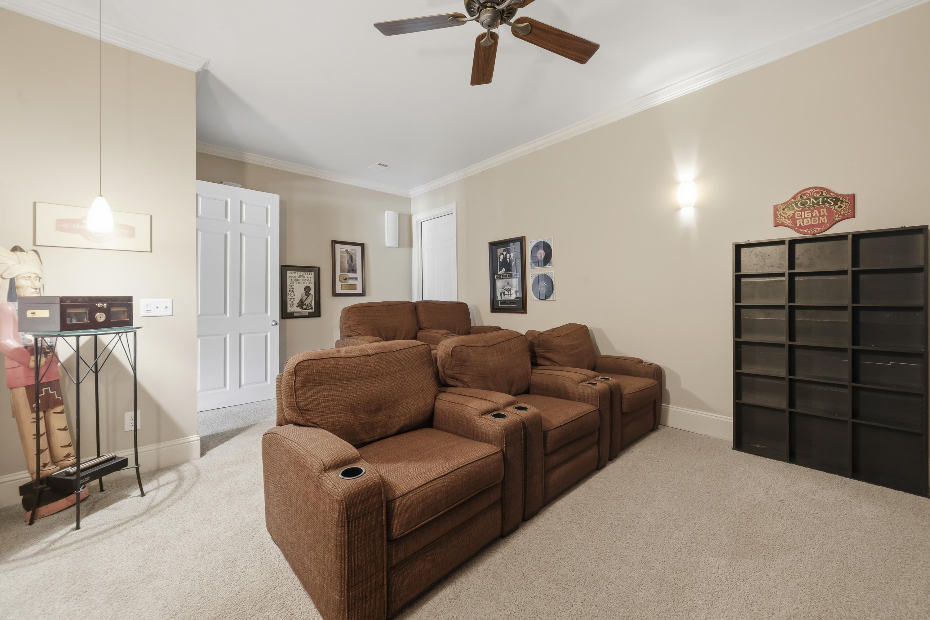 1051 CAWTHORNE LANE image 71