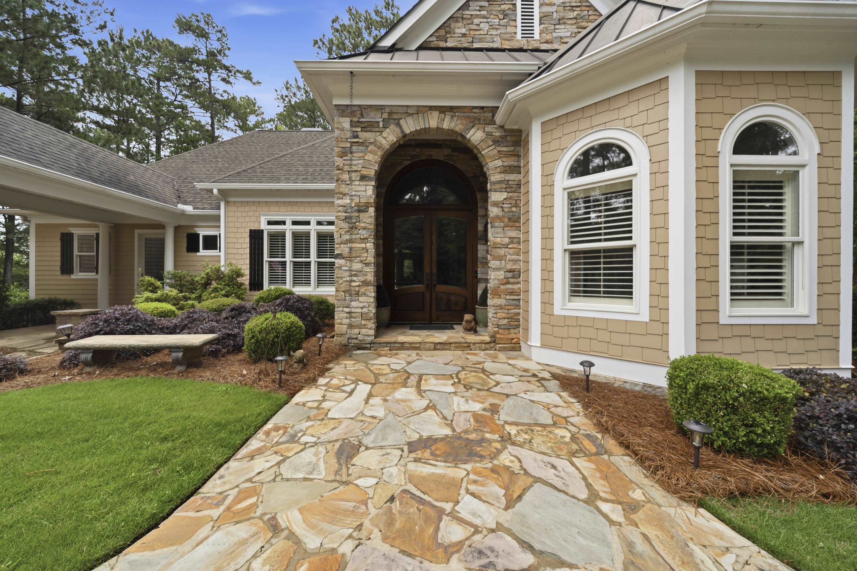 1051 CAWTHORNE LANE image 9