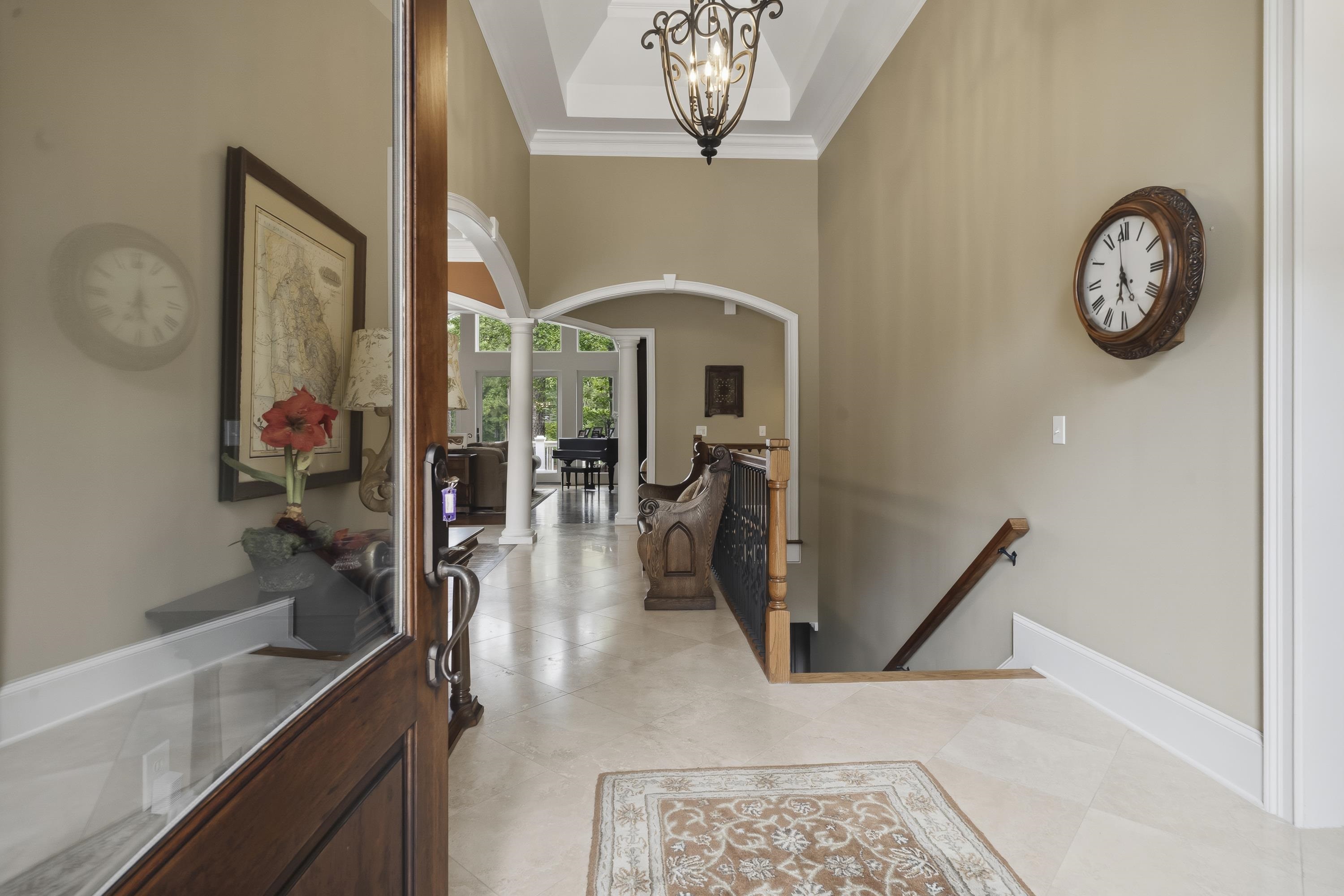 1051 CAWTHORNE LANE image 10