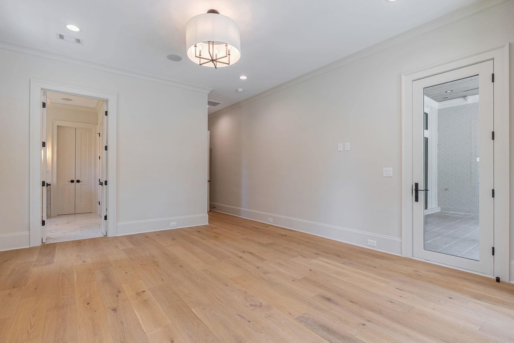 1010 AMASA LANE image 29