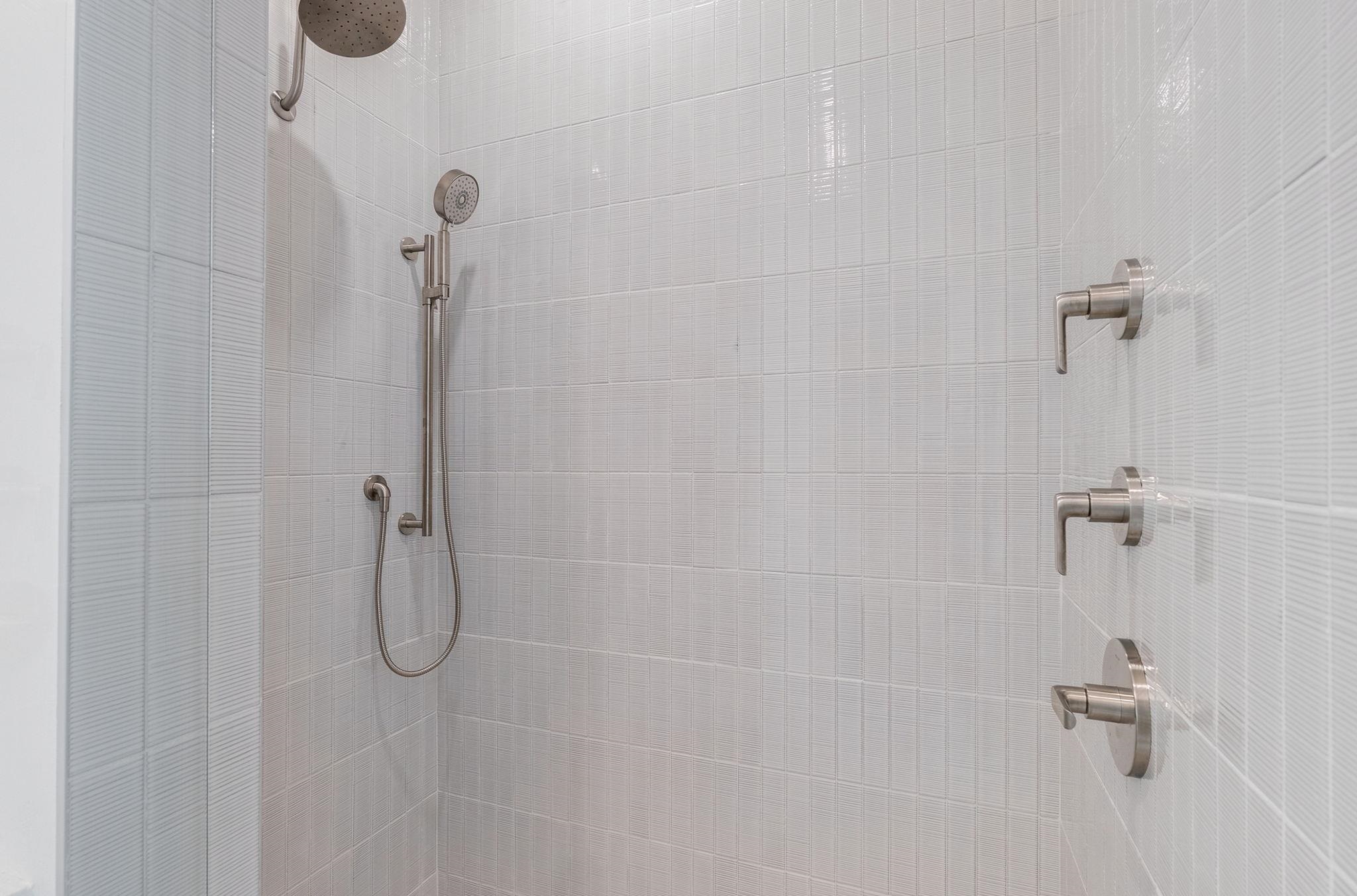 1062 FISH HOOK LANE image 36