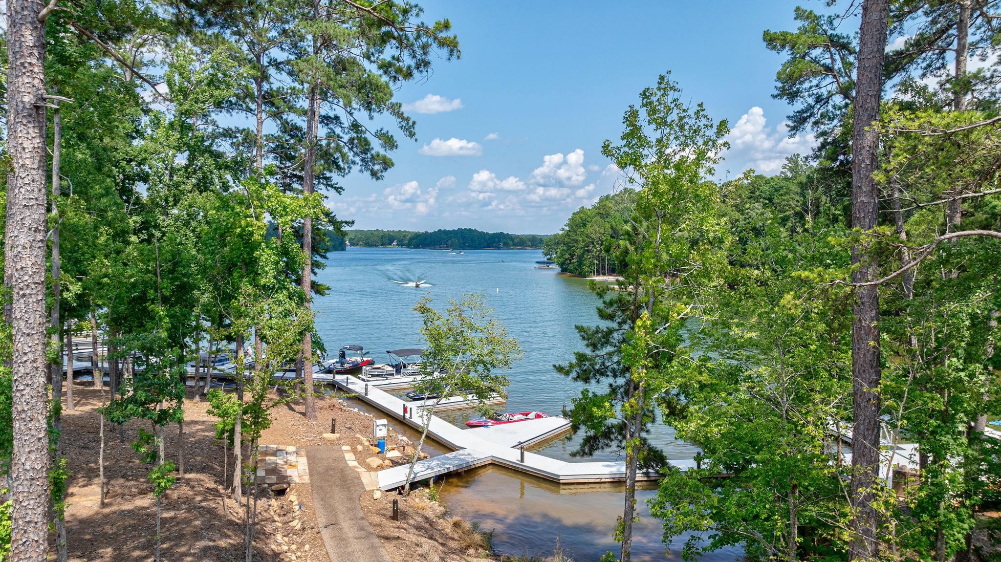 1062 FISH HOOK LANE image 52