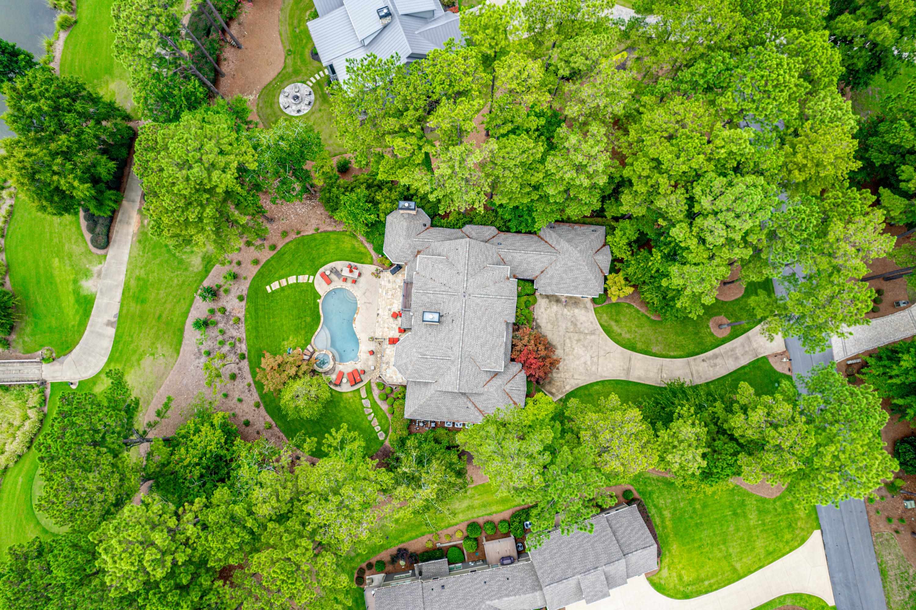 1221 LAKE CLUB DRIVE image 3