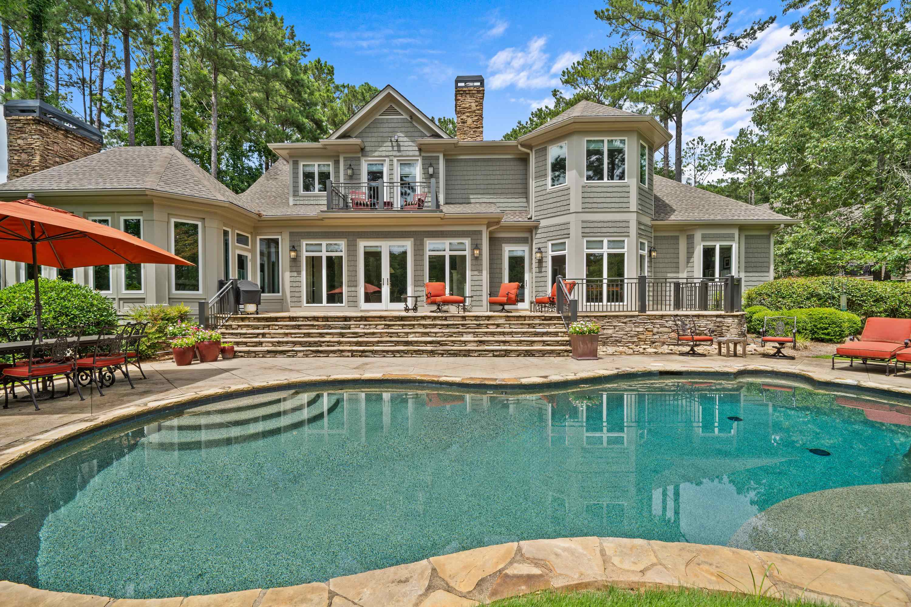 1221 LAKE CLUB DRIVE image 5