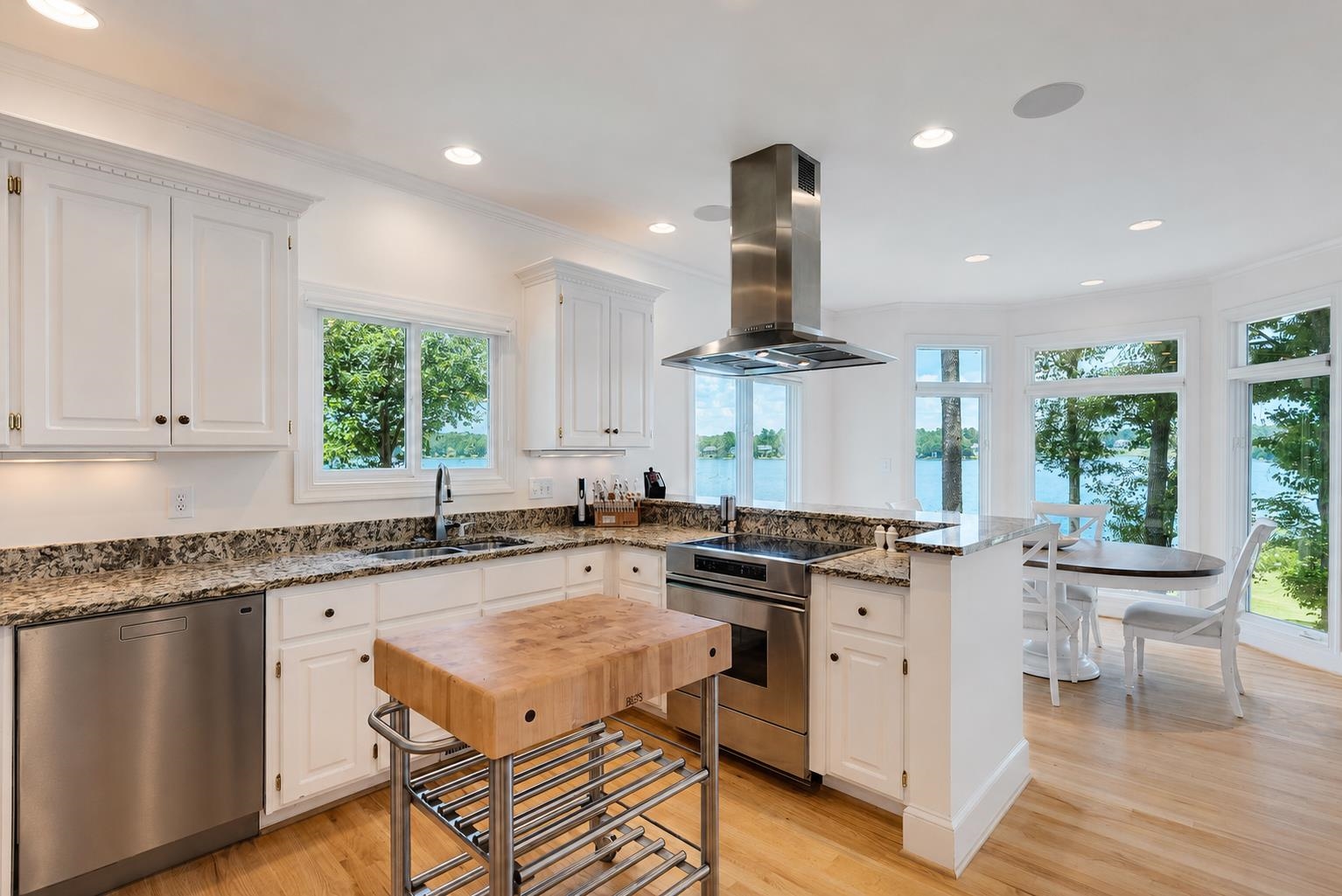 109 BULLOCH HALL LANE image 23