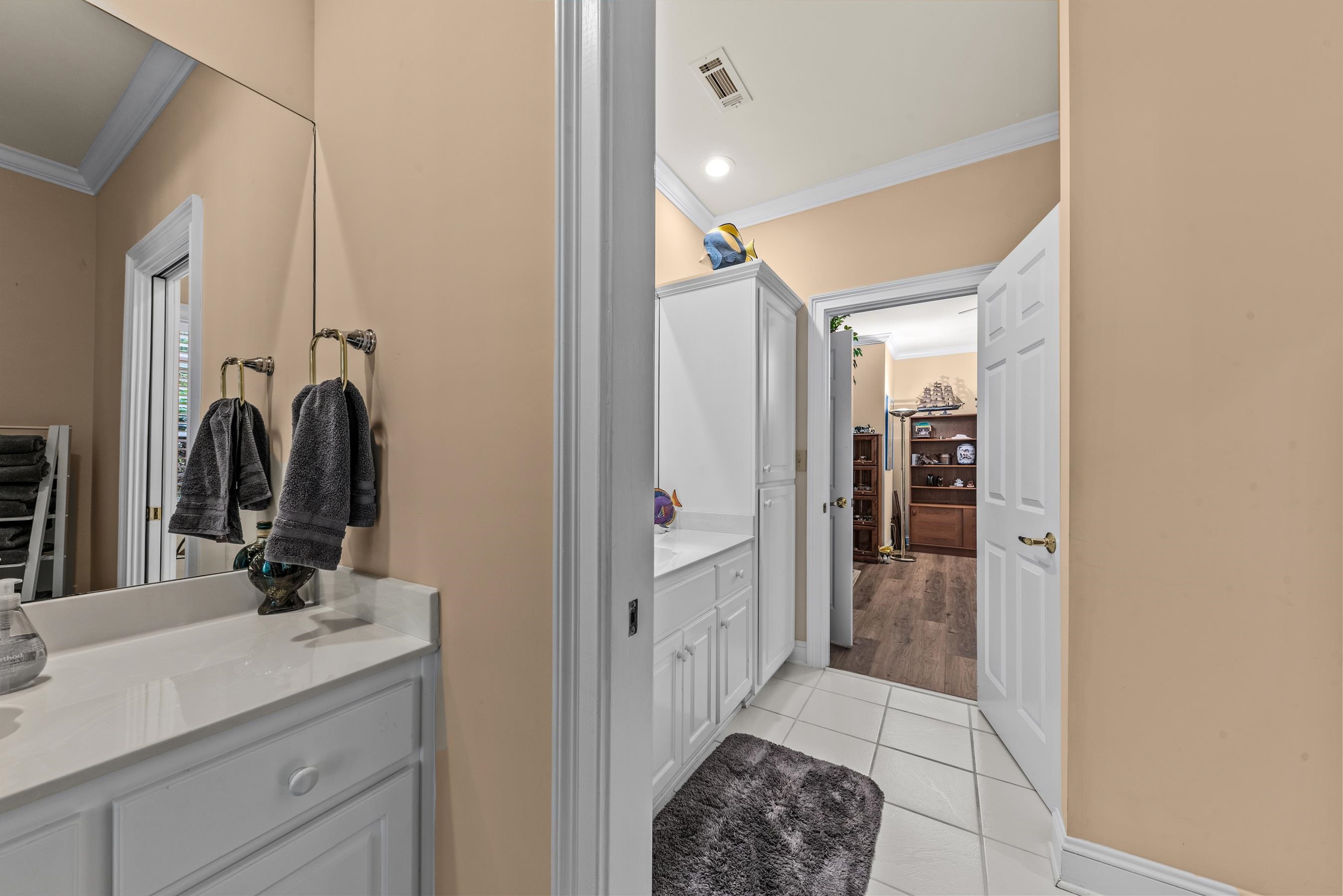 1041 TERRELL CIRCLE image 42