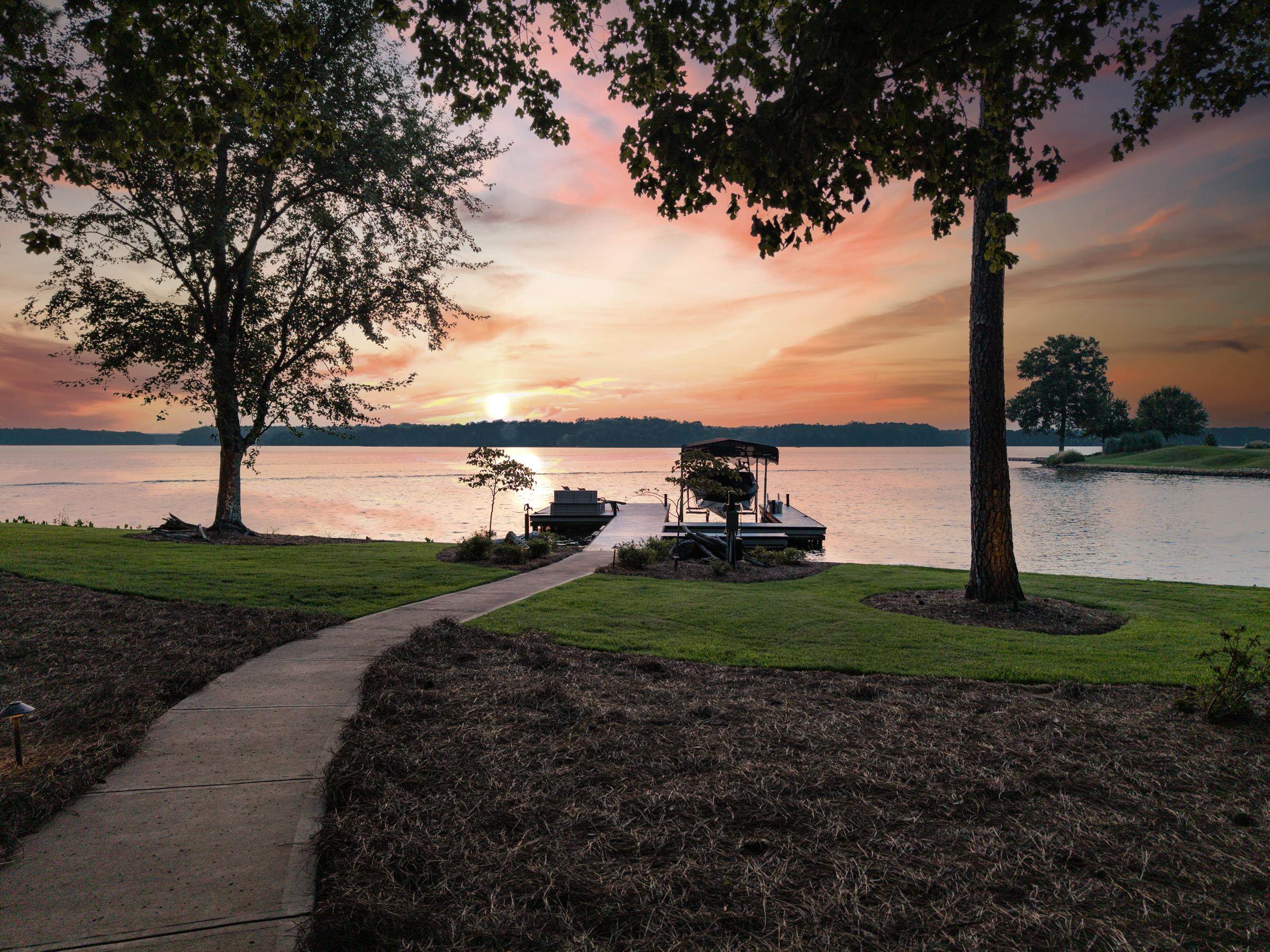 1201 BIG WATER CIRCLE image 72
