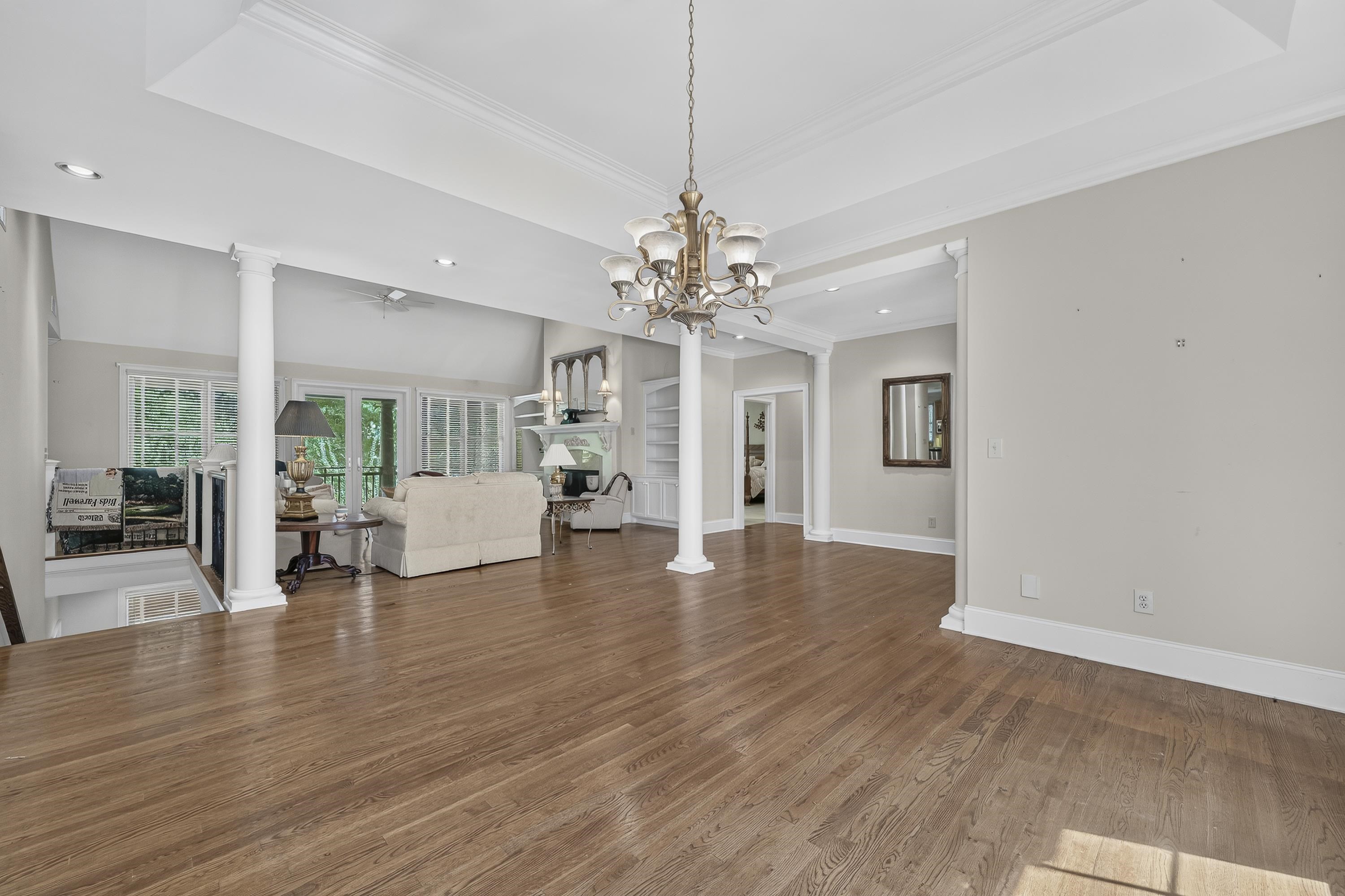 229 REYNOLDS DRIVE image 11