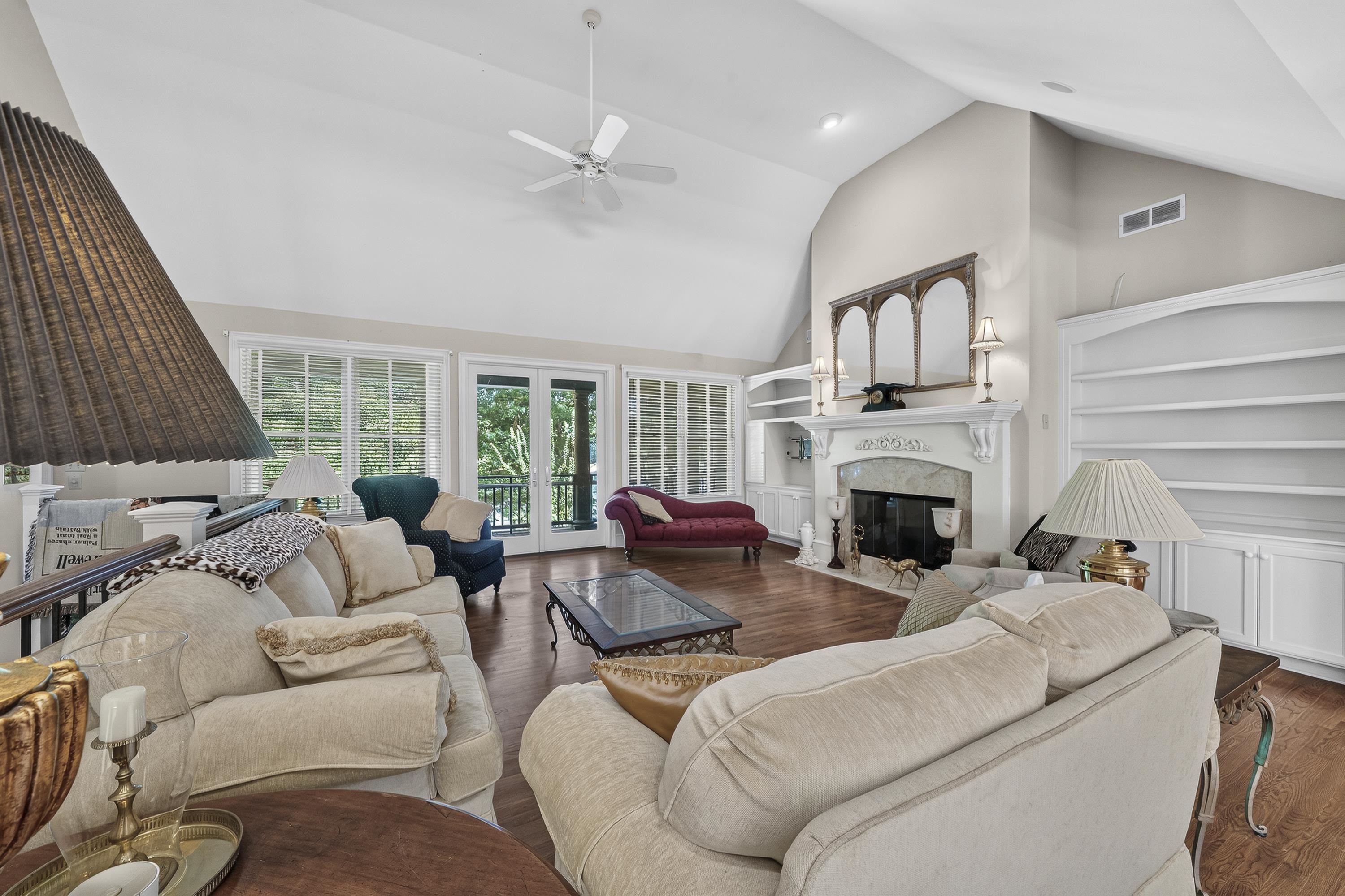 229 REYNOLDS DRIVE image 13