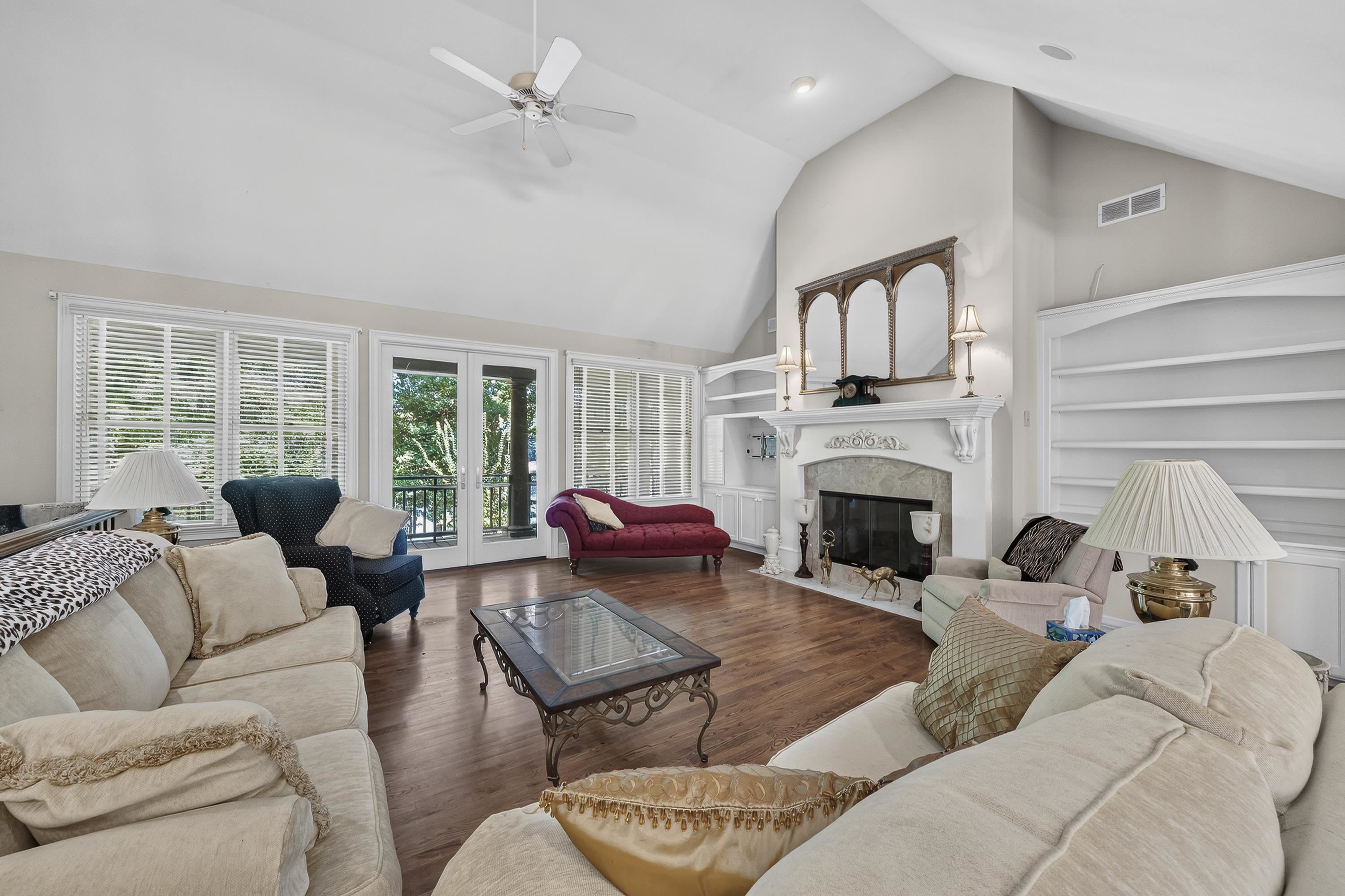 229 REYNOLDS DRIVE image 15