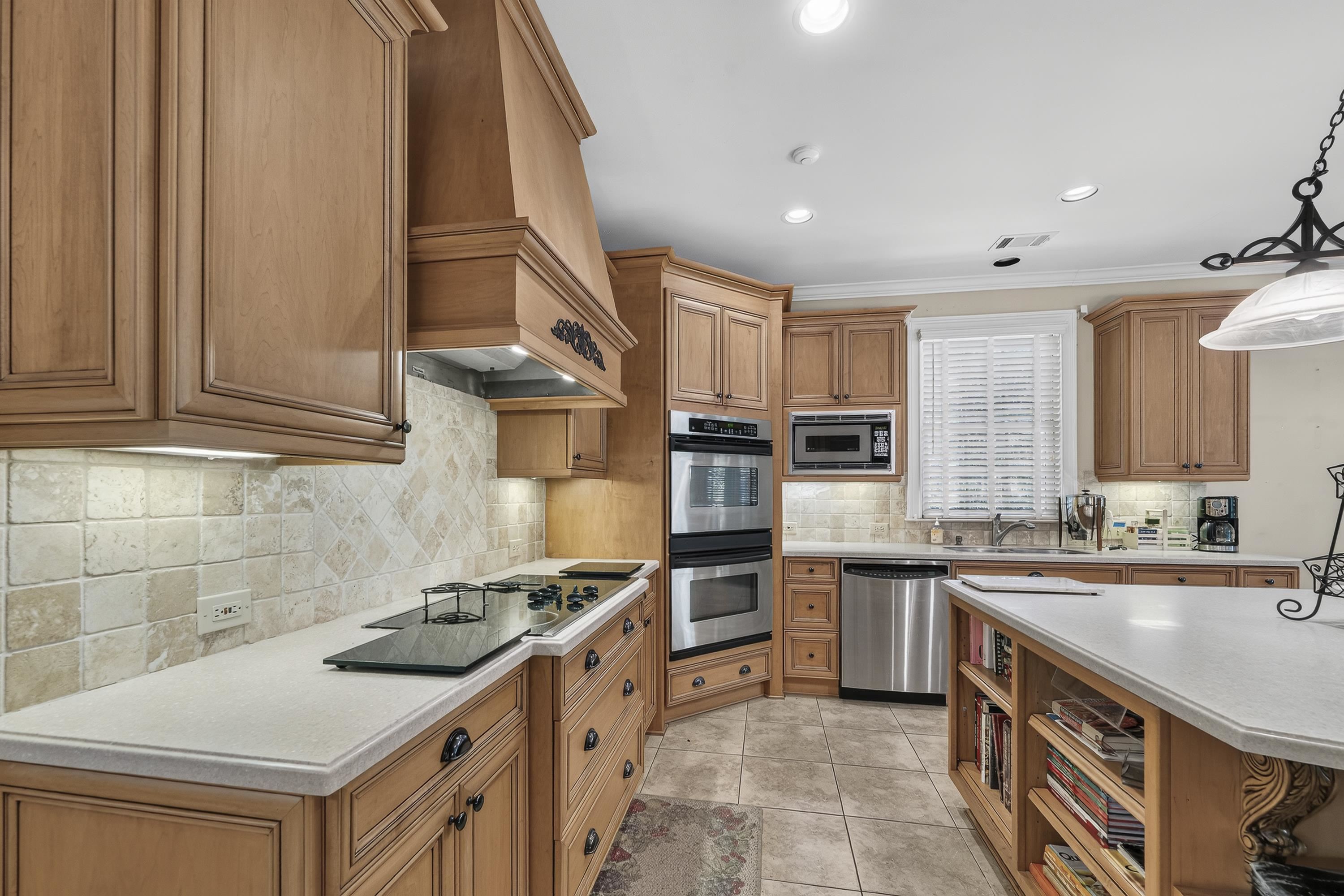 229 REYNOLDS DRIVE image 21