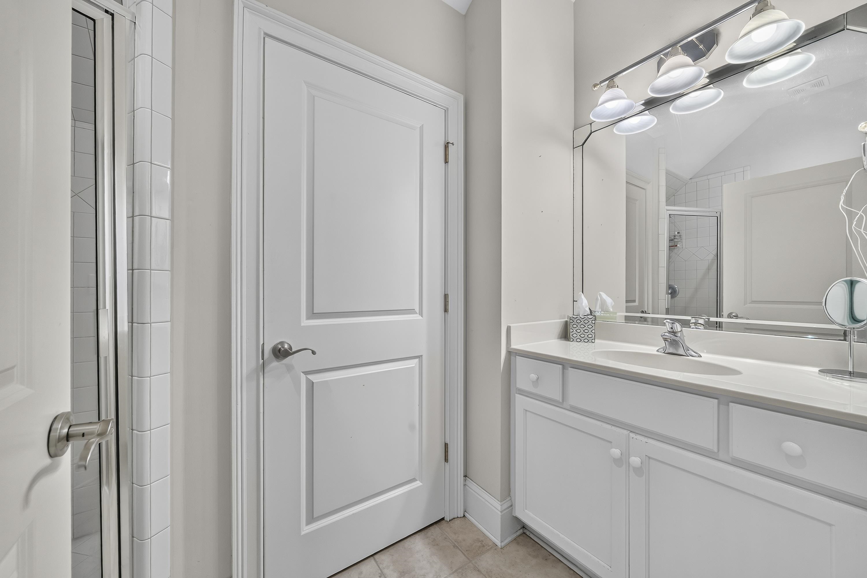 229 REYNOLDS DRIVE image 45