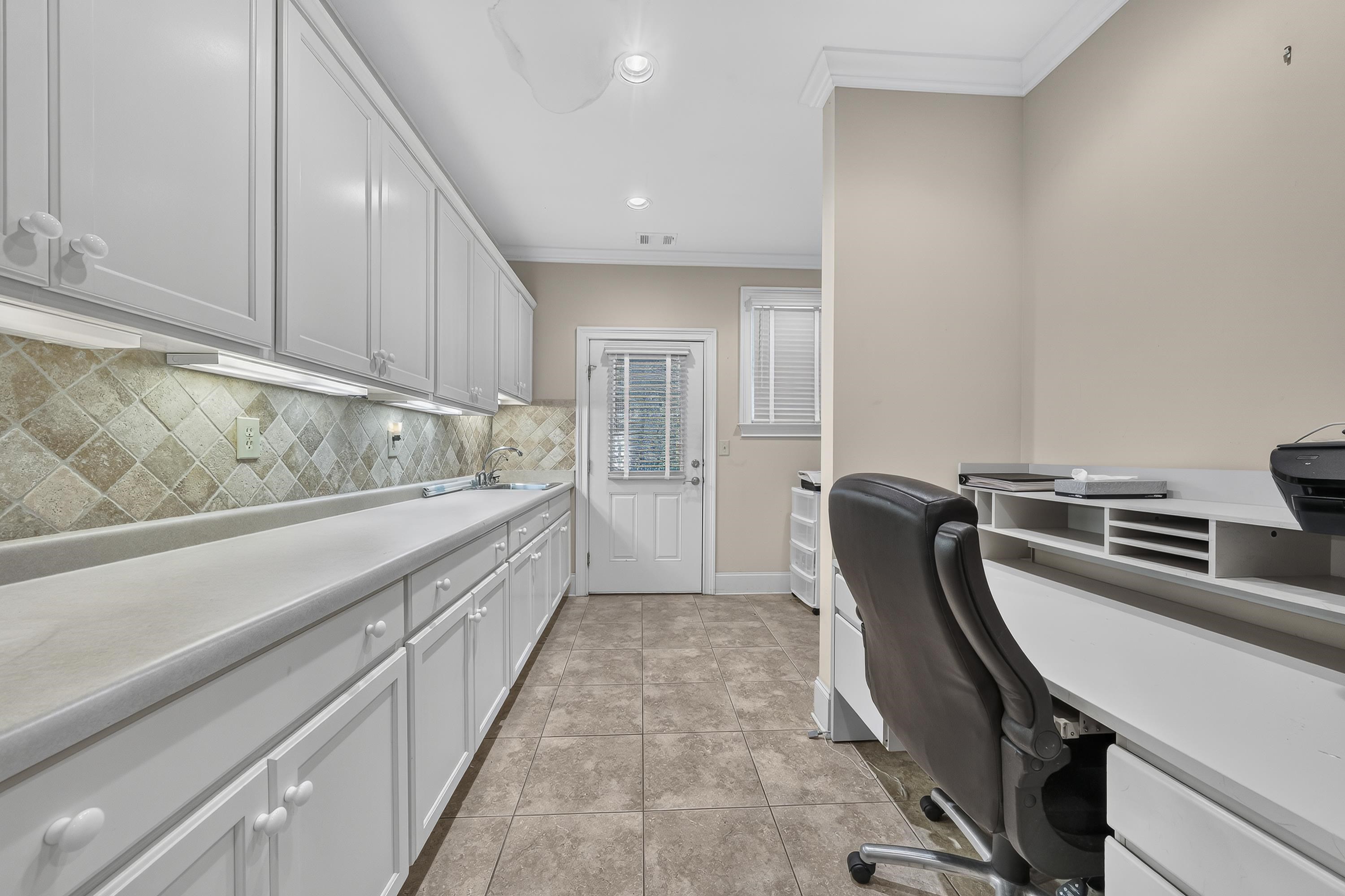 229 REYNOLDS DRIVE image 55