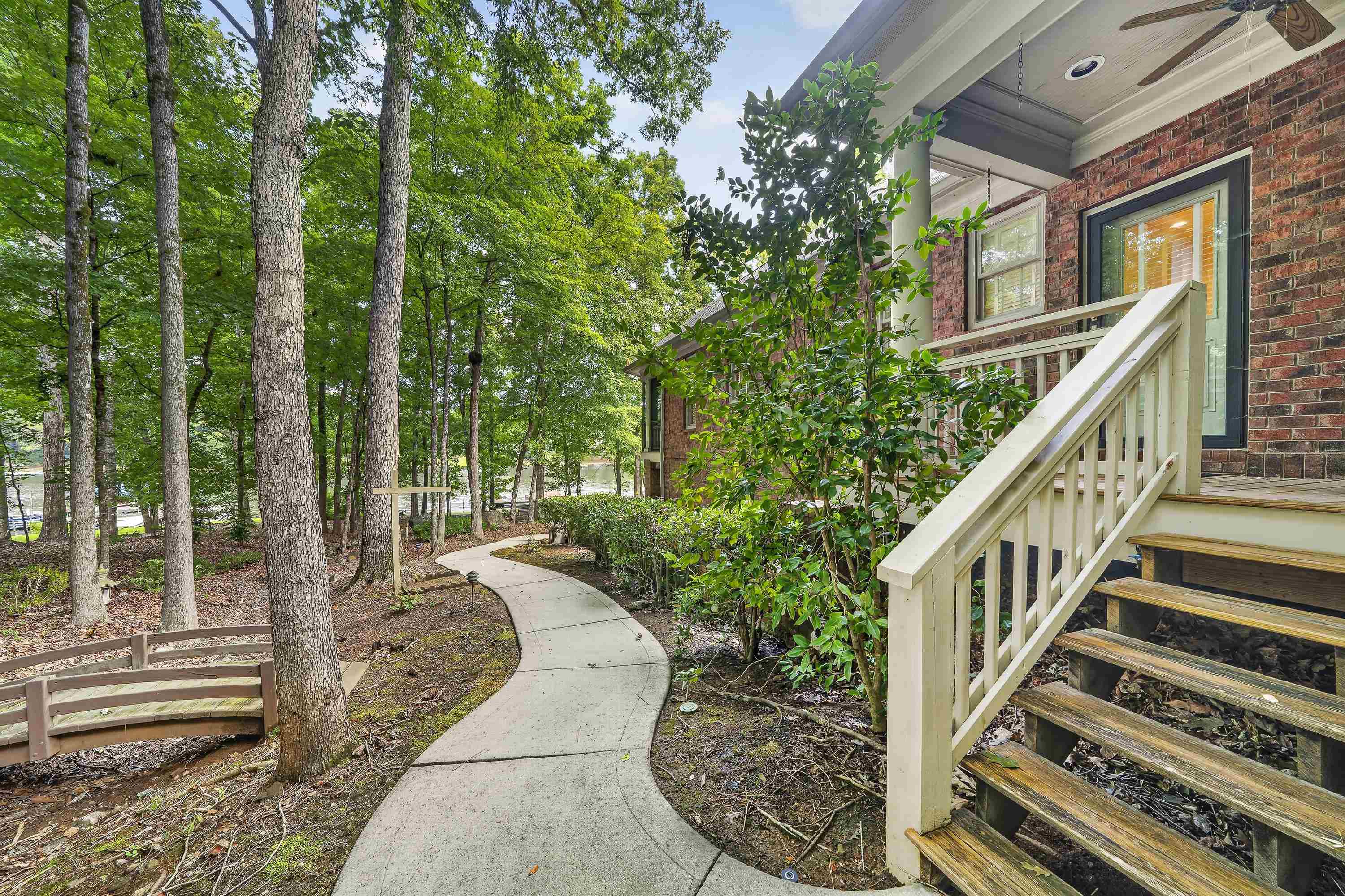 229 REYNOLDS DRIVE image 67