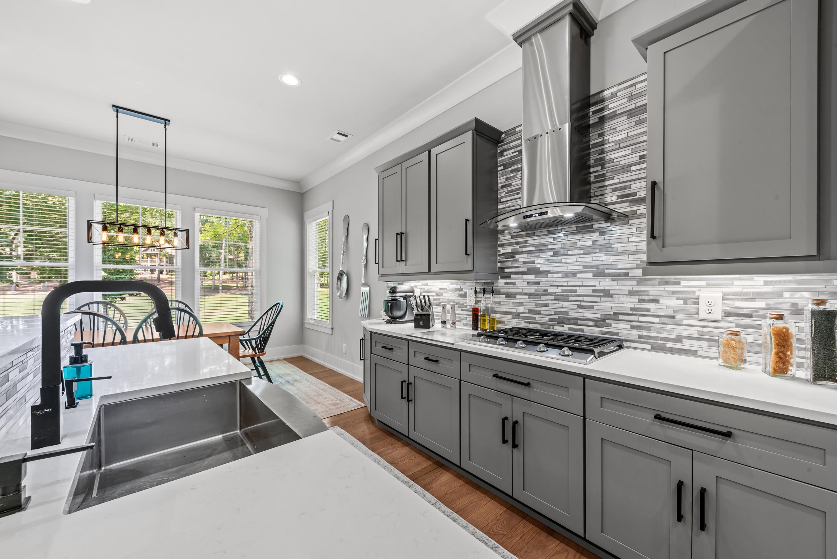 1501 GARNERS FERRY image 14