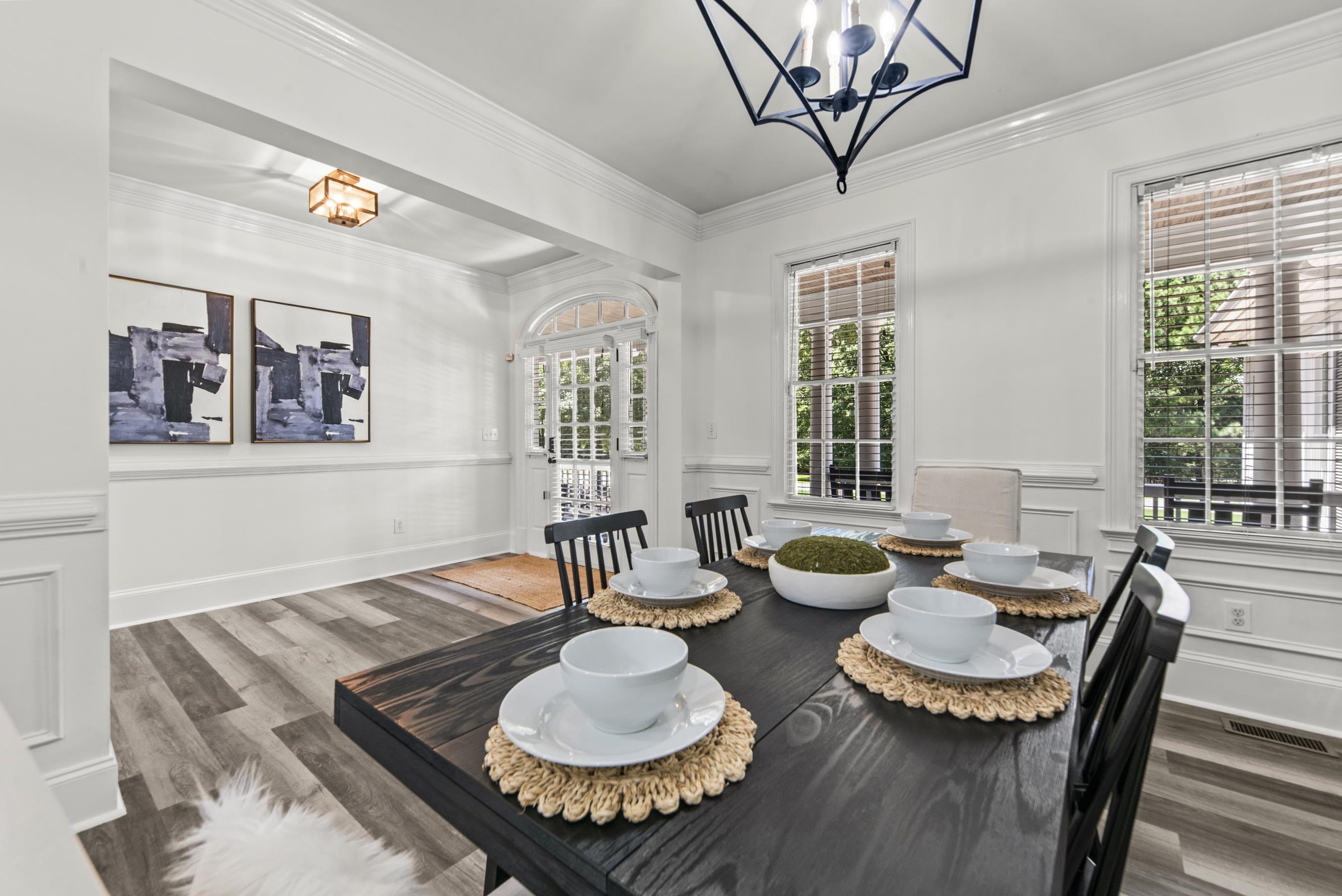 204 BROADLANDS DRIVE image 11
