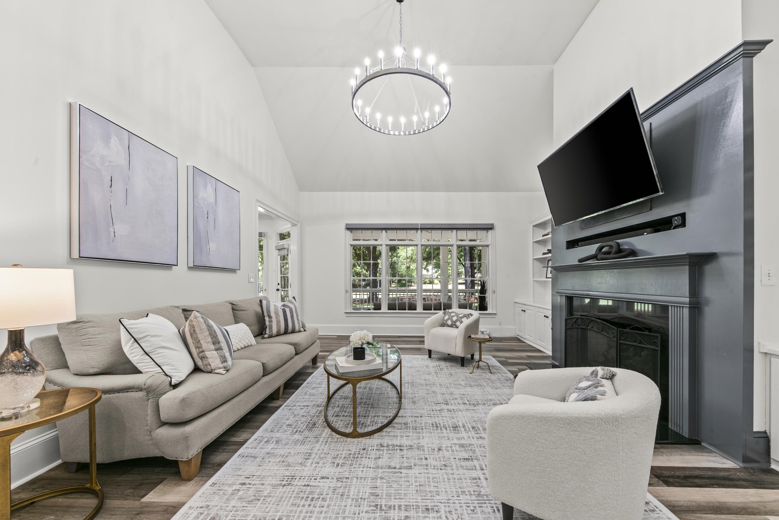204 BROADLANDS DRIVE image 14