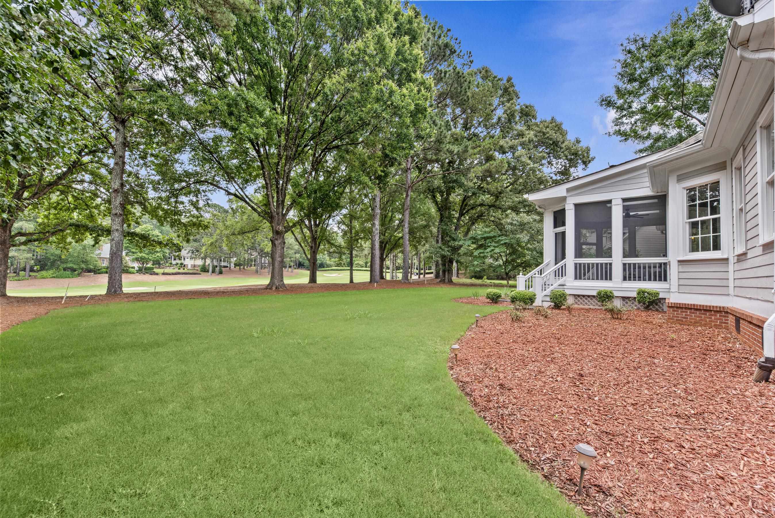 204 BROADLANDS DRIVE image 54