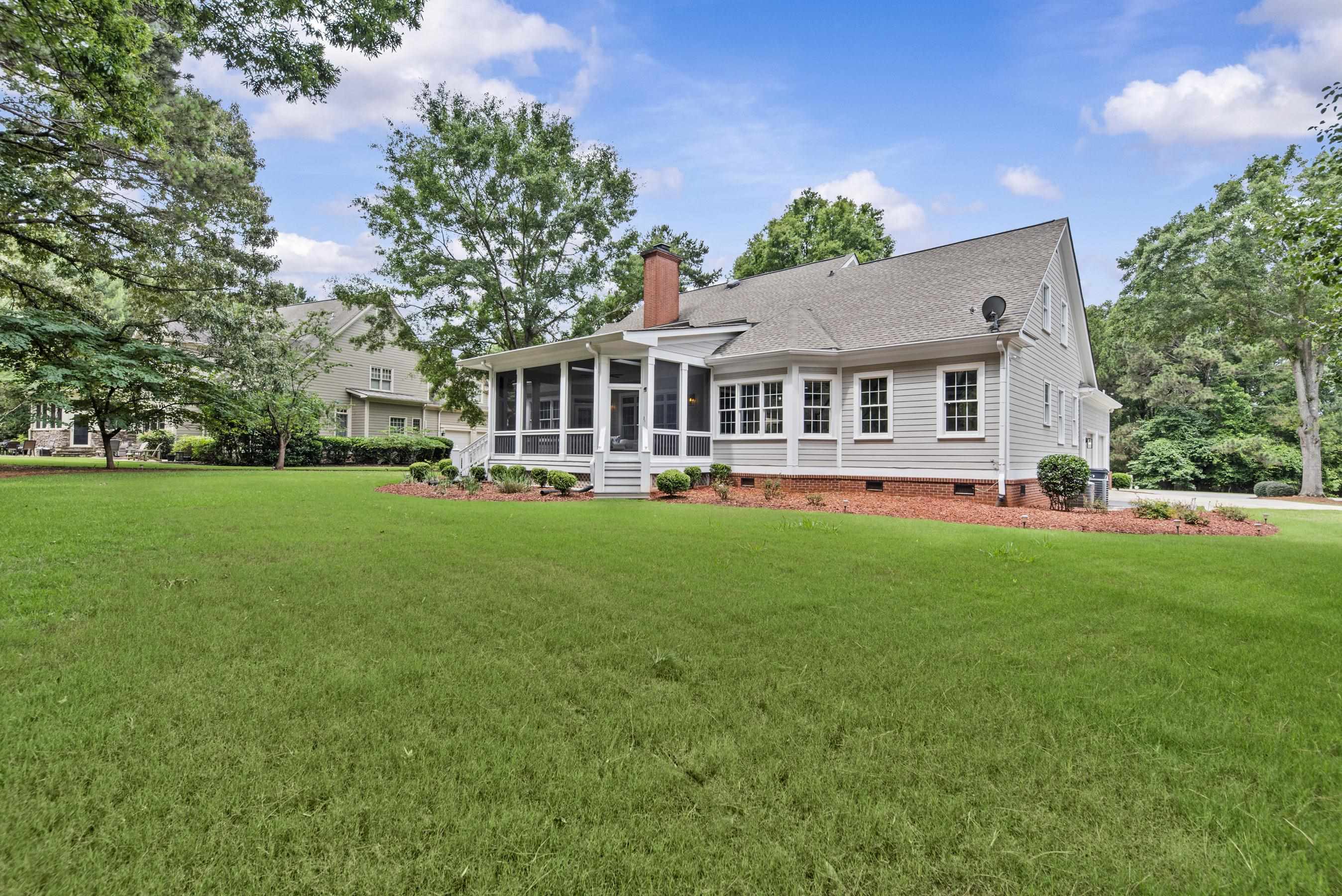 204 BROADLANDS DRIVE image 57
