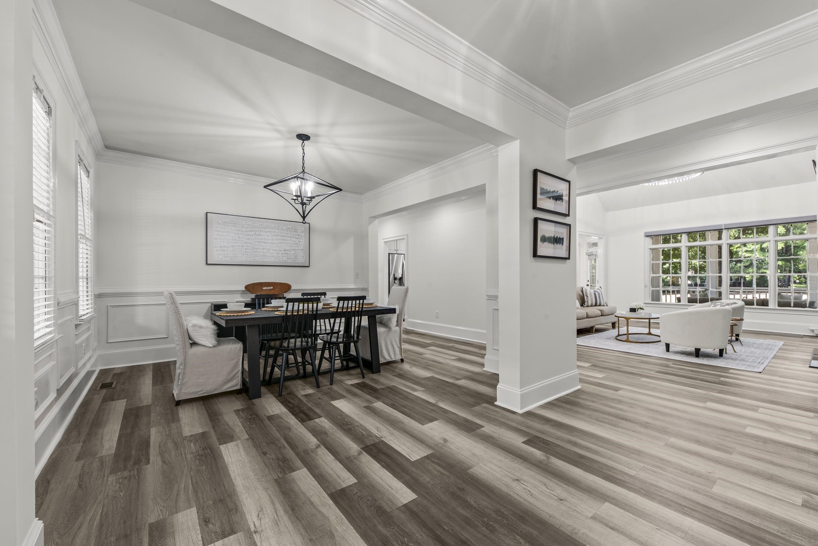 204 BROADLANDS DRIVE image 7