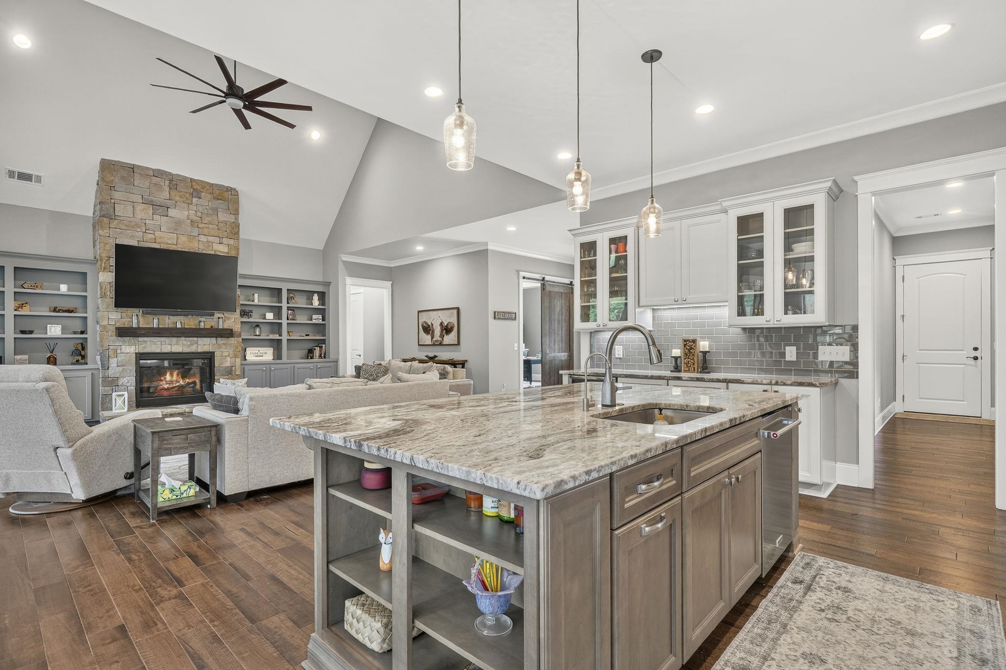 1190 SUGAR RUN image 21