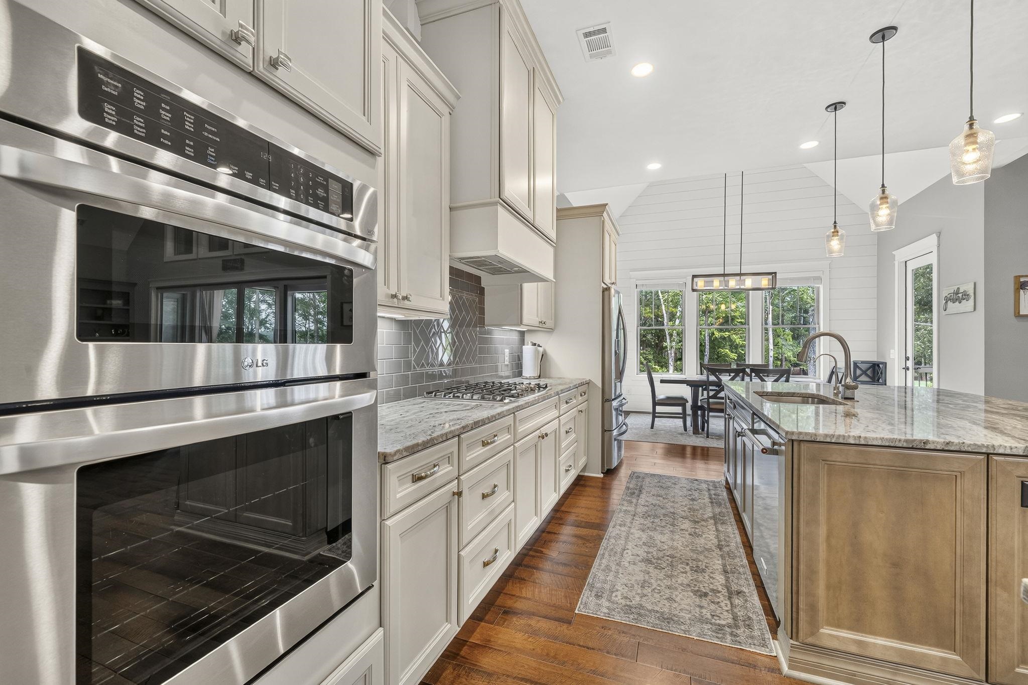 1190 SUGAR RUN image 23