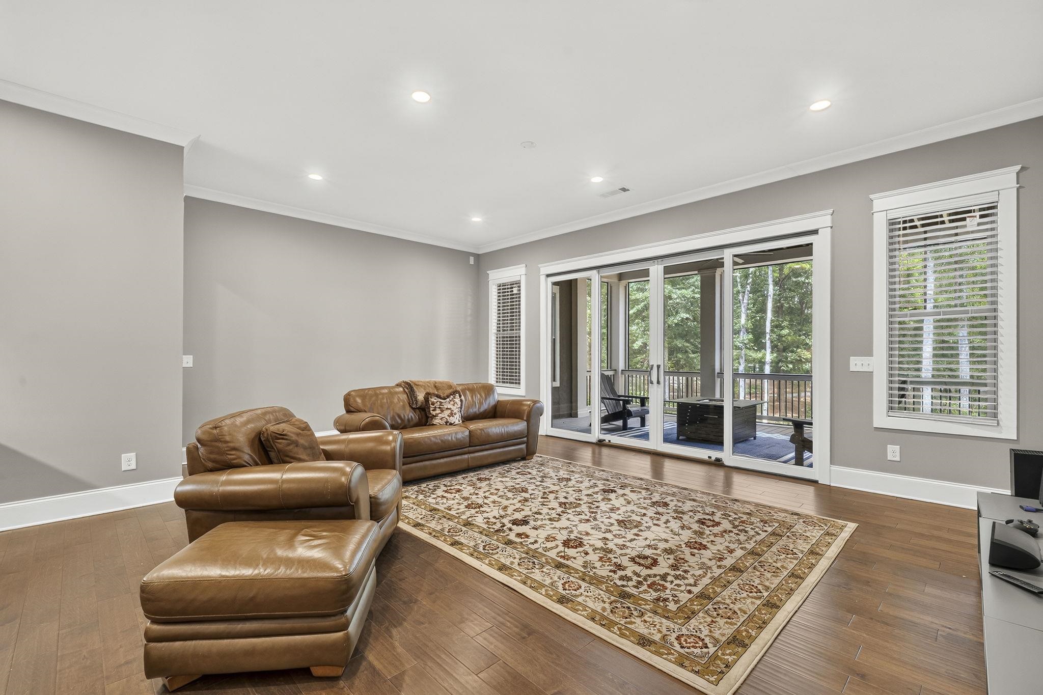 1190 SUGAR RUN image 42