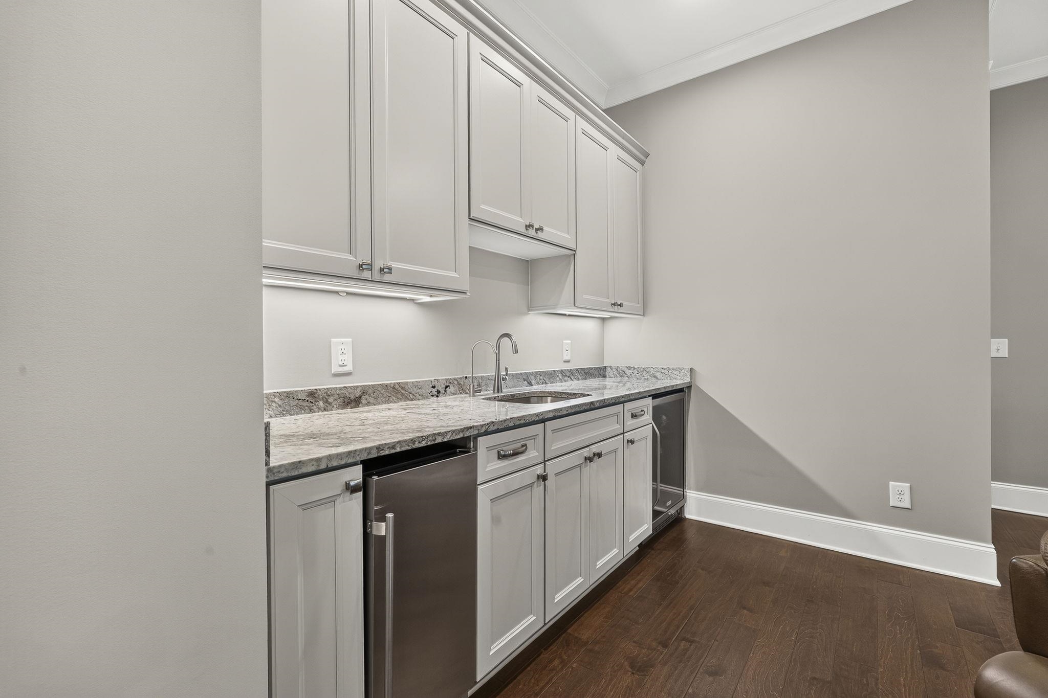 1190 SUGAR RUN image 43