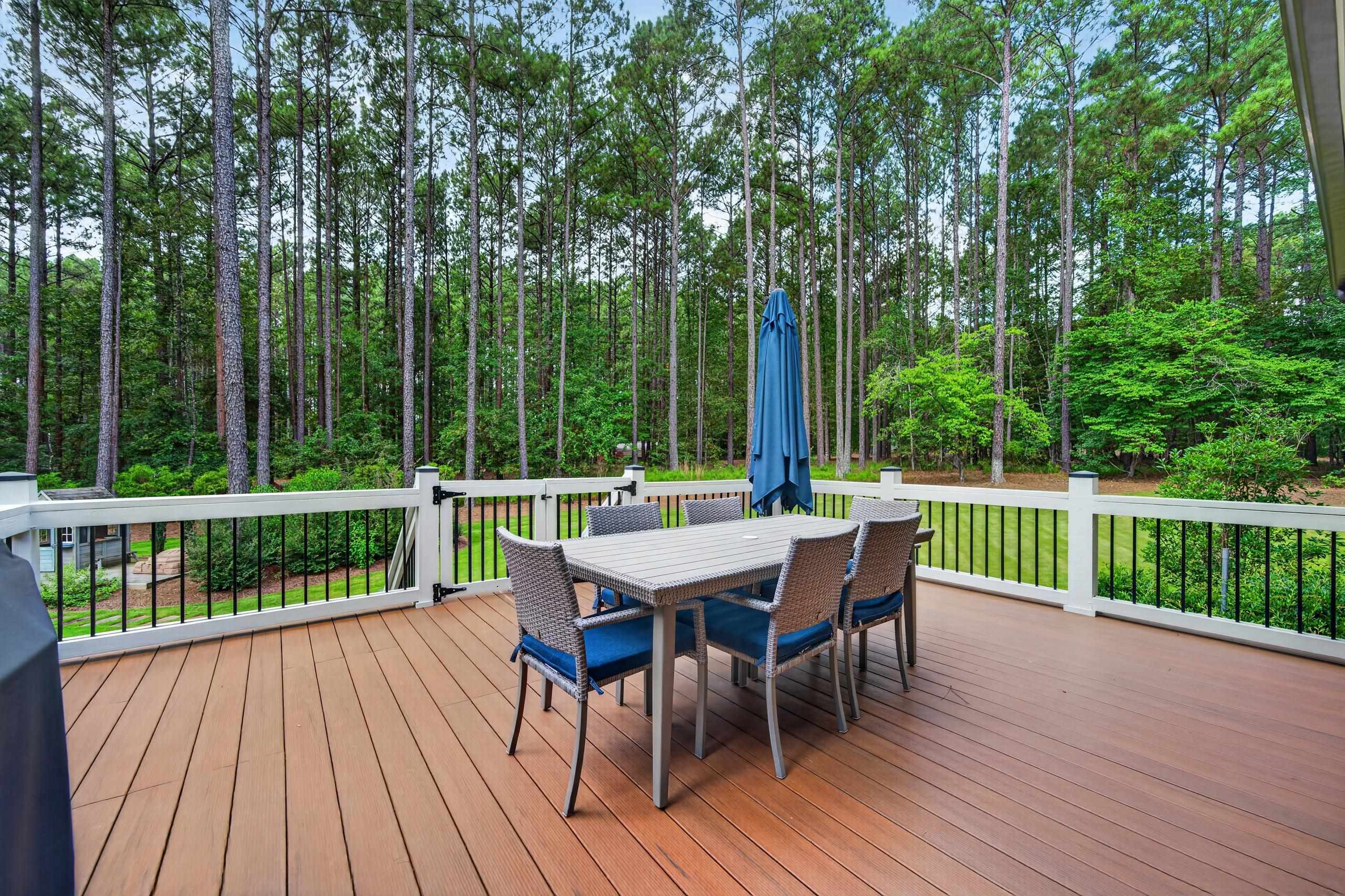 1031 MONTGOMERY DRIVE image 47
