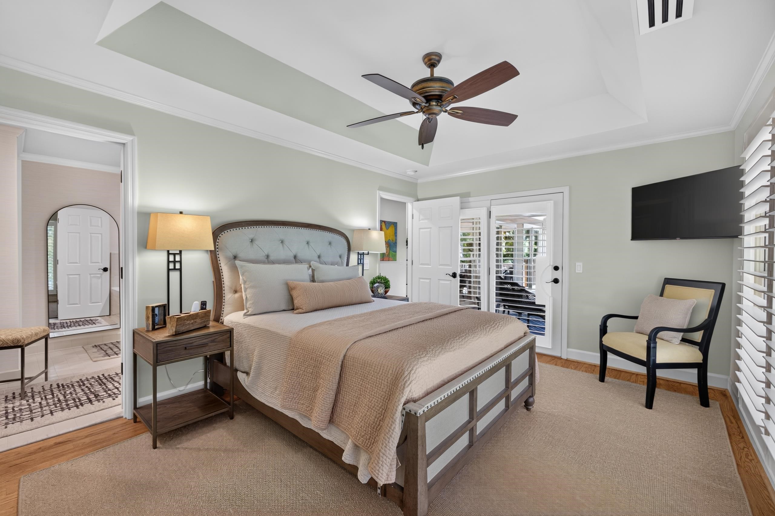 1053 CLUB HOUSE LANE image 16