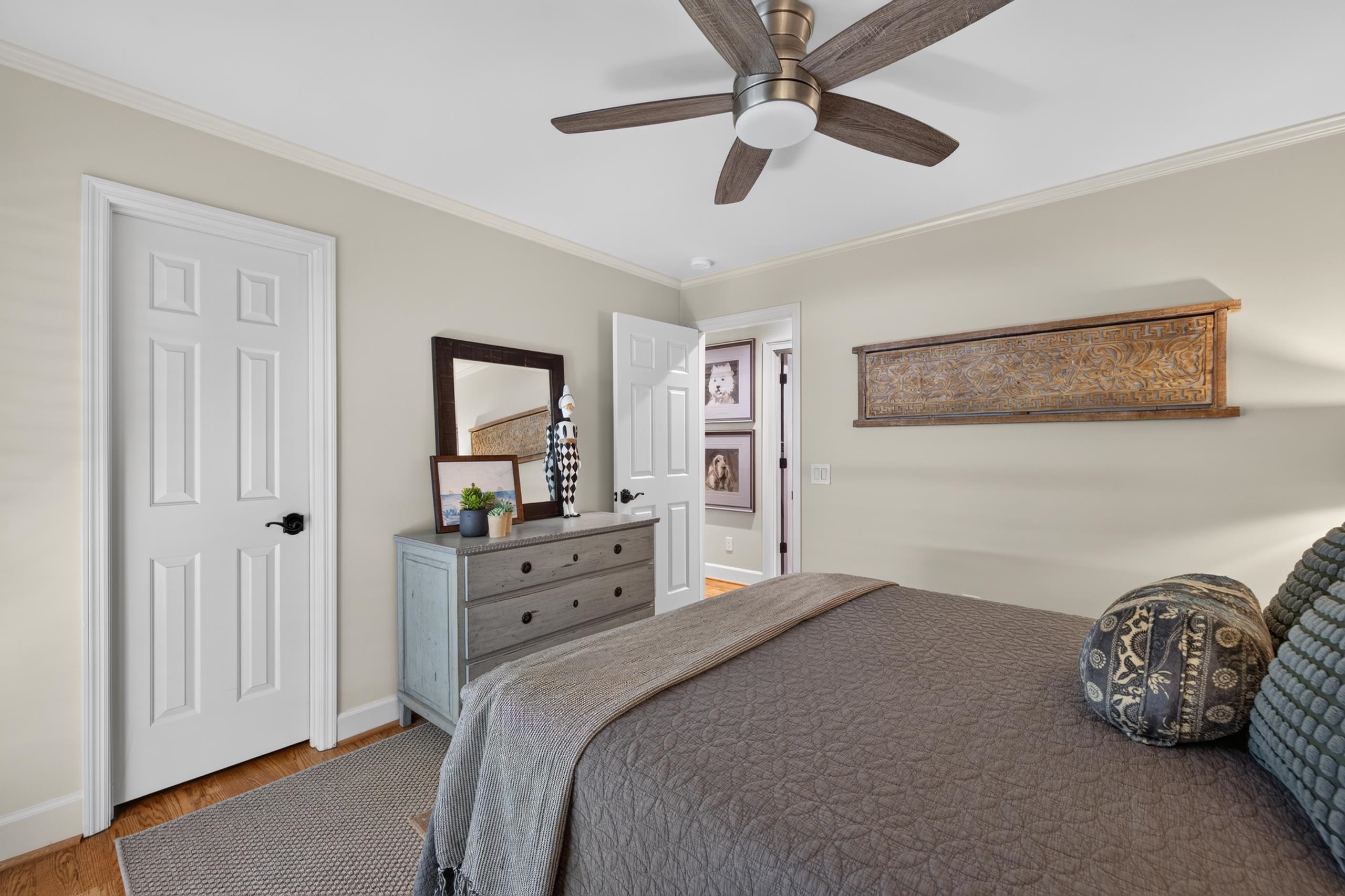 1053 CLUB HOUSE LANE image 37