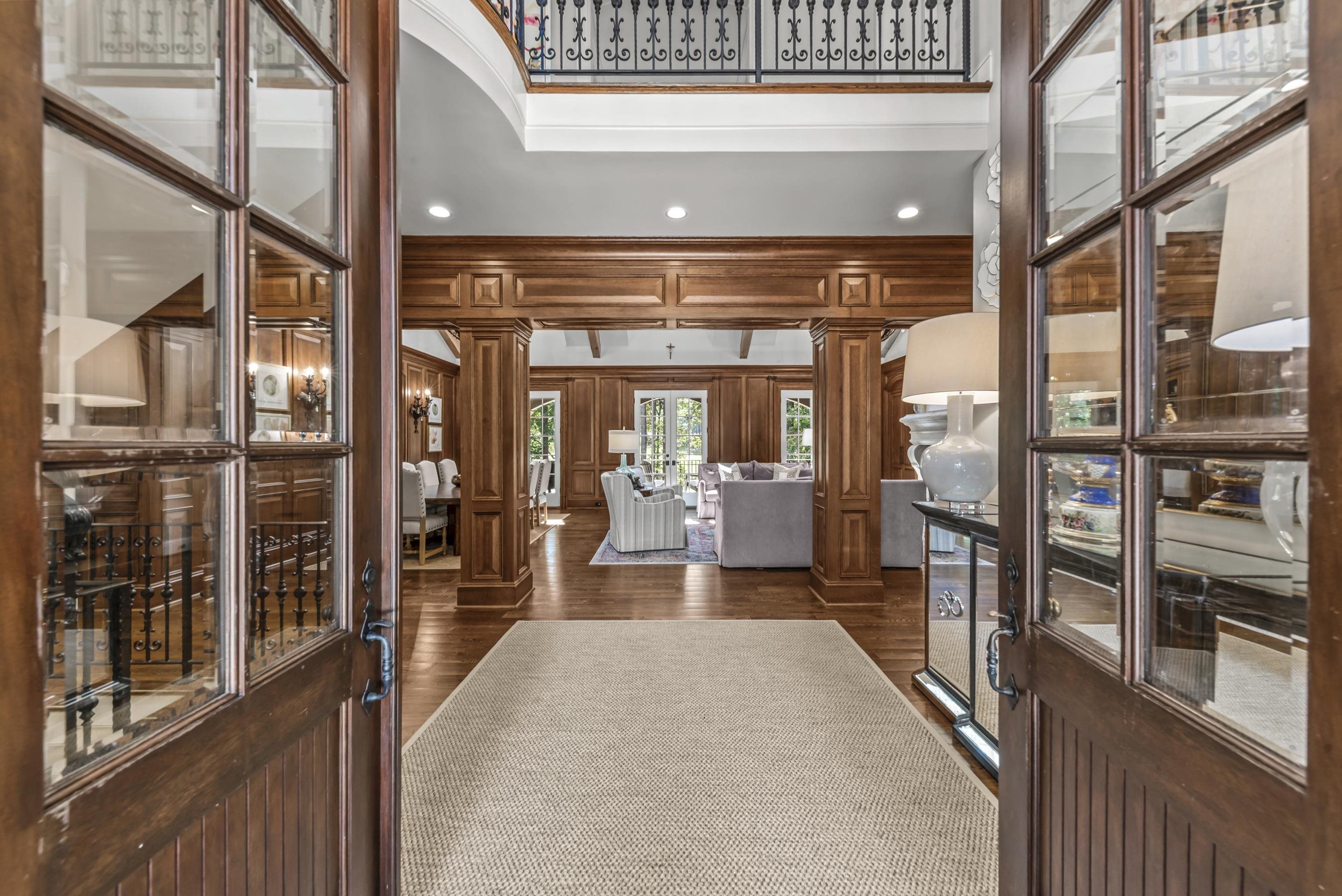1241 LAKE CLUB DRIVE image 8