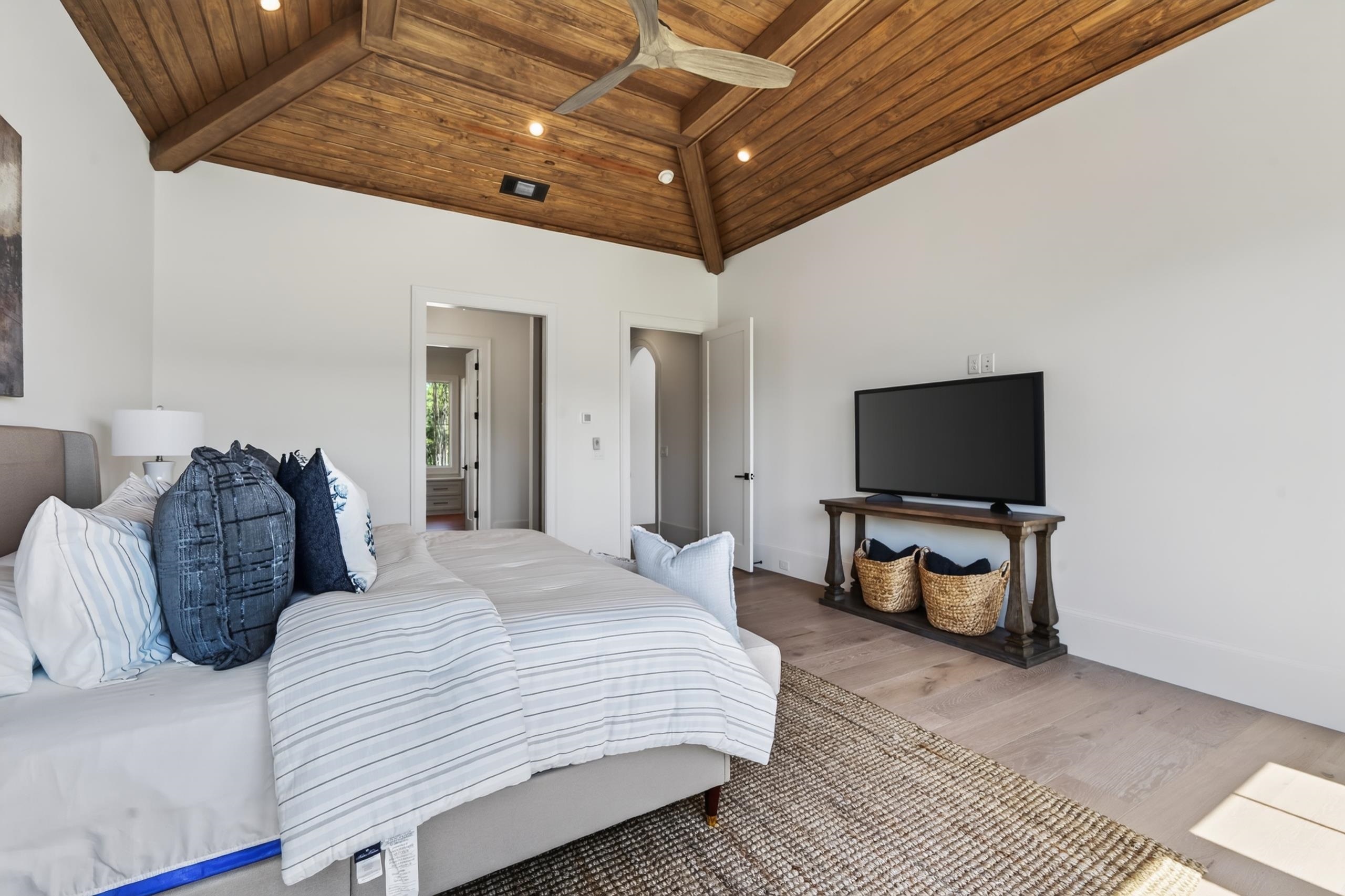1110 POND CREST LANE image 35