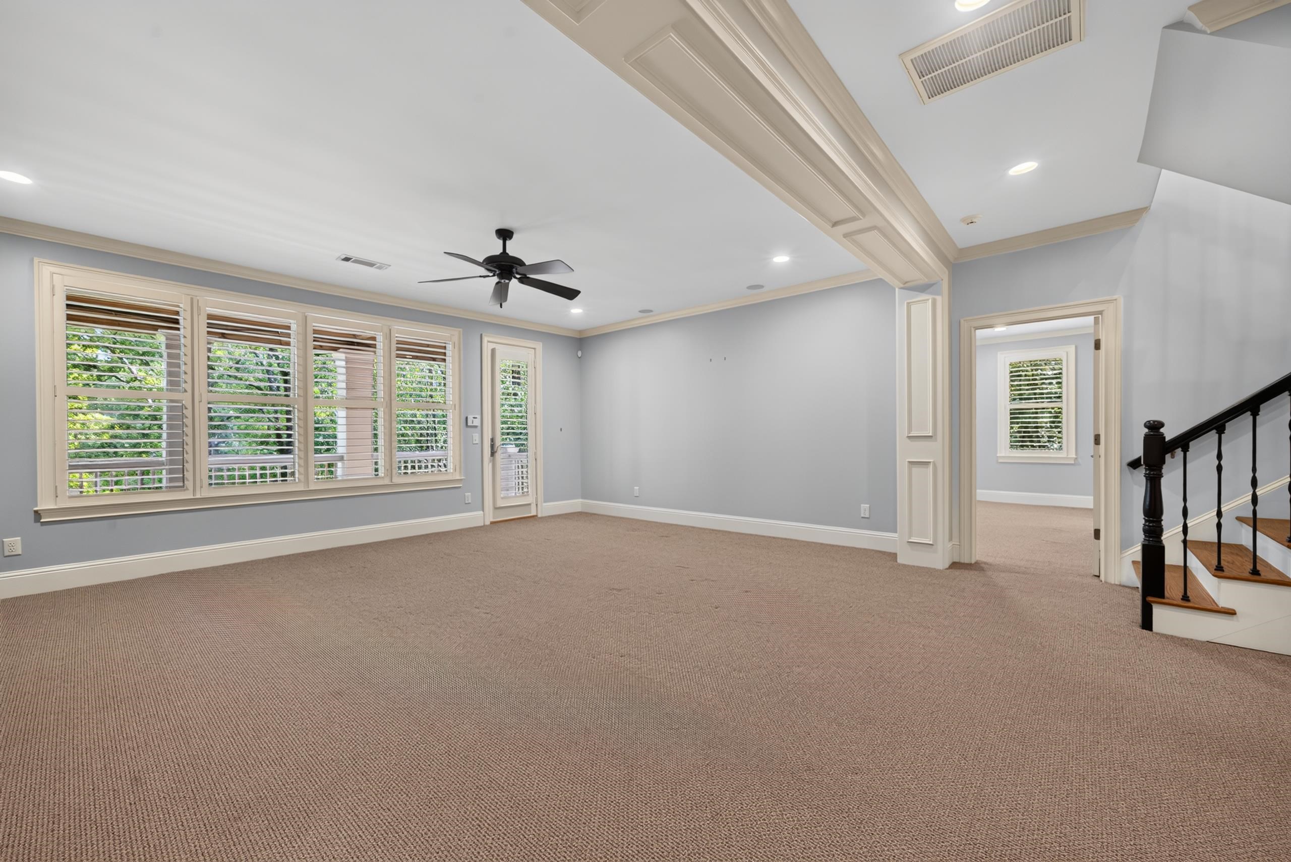 1050 DEJARNET PLACE image 55