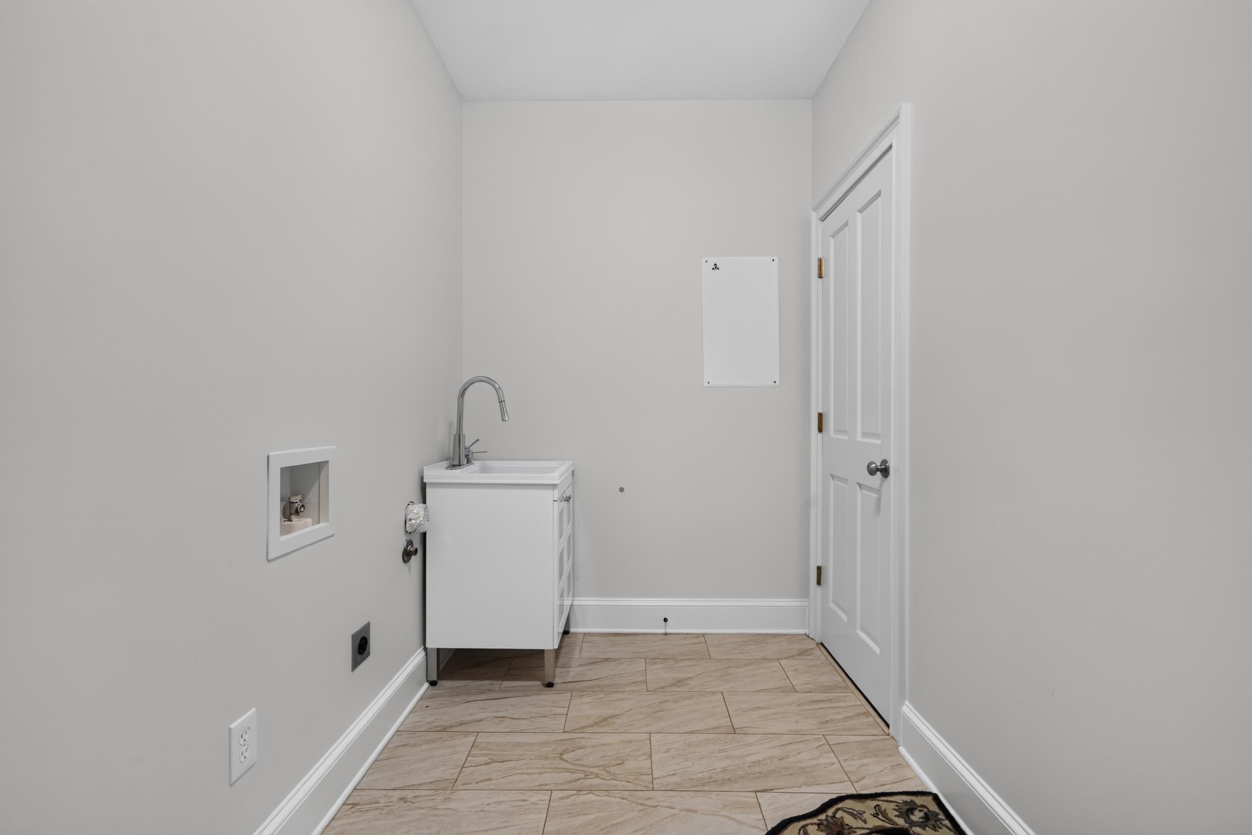 1021 LOCKETS TRAIL image 38