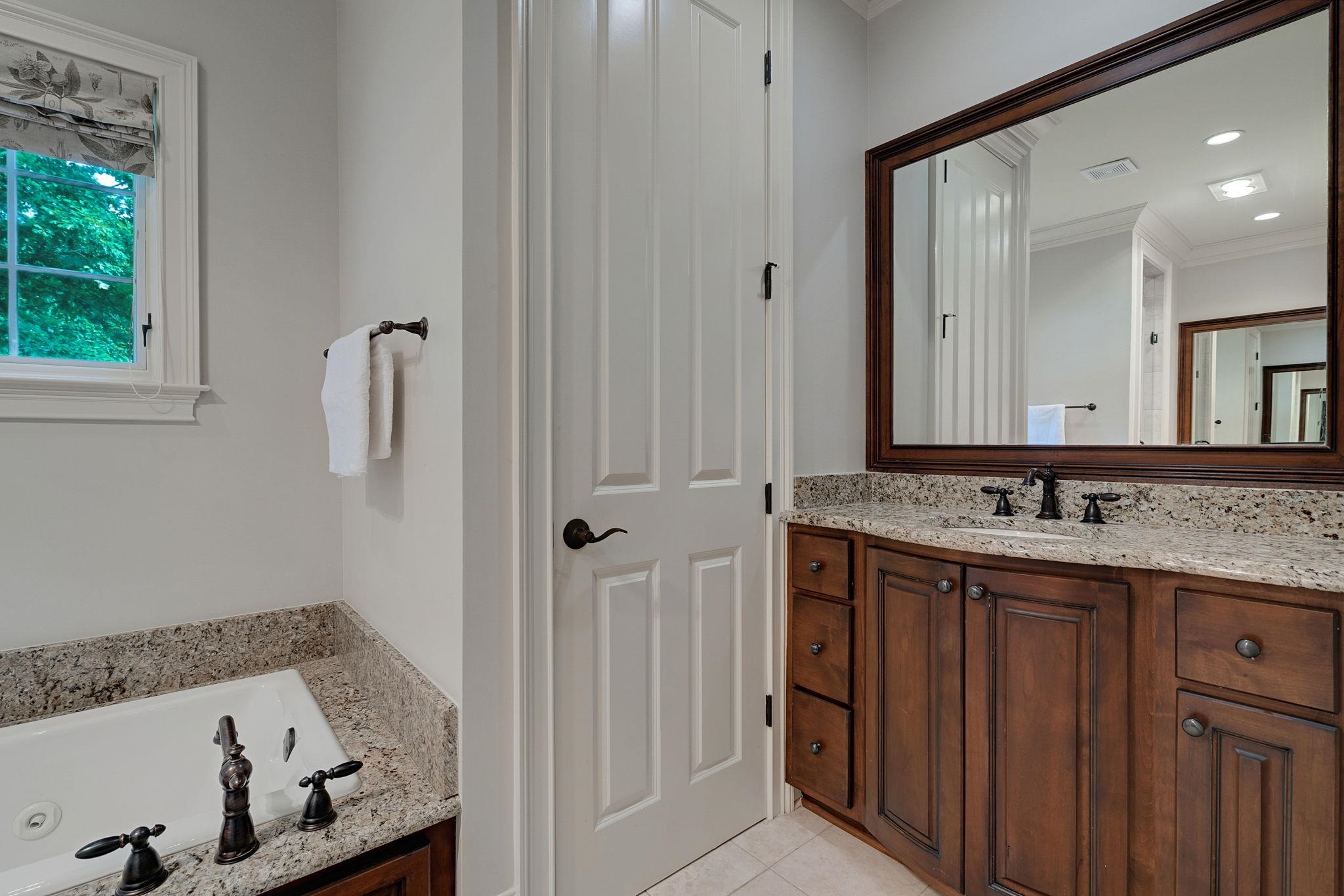1061-1071 SCULL SHOALS DRIVE image 46