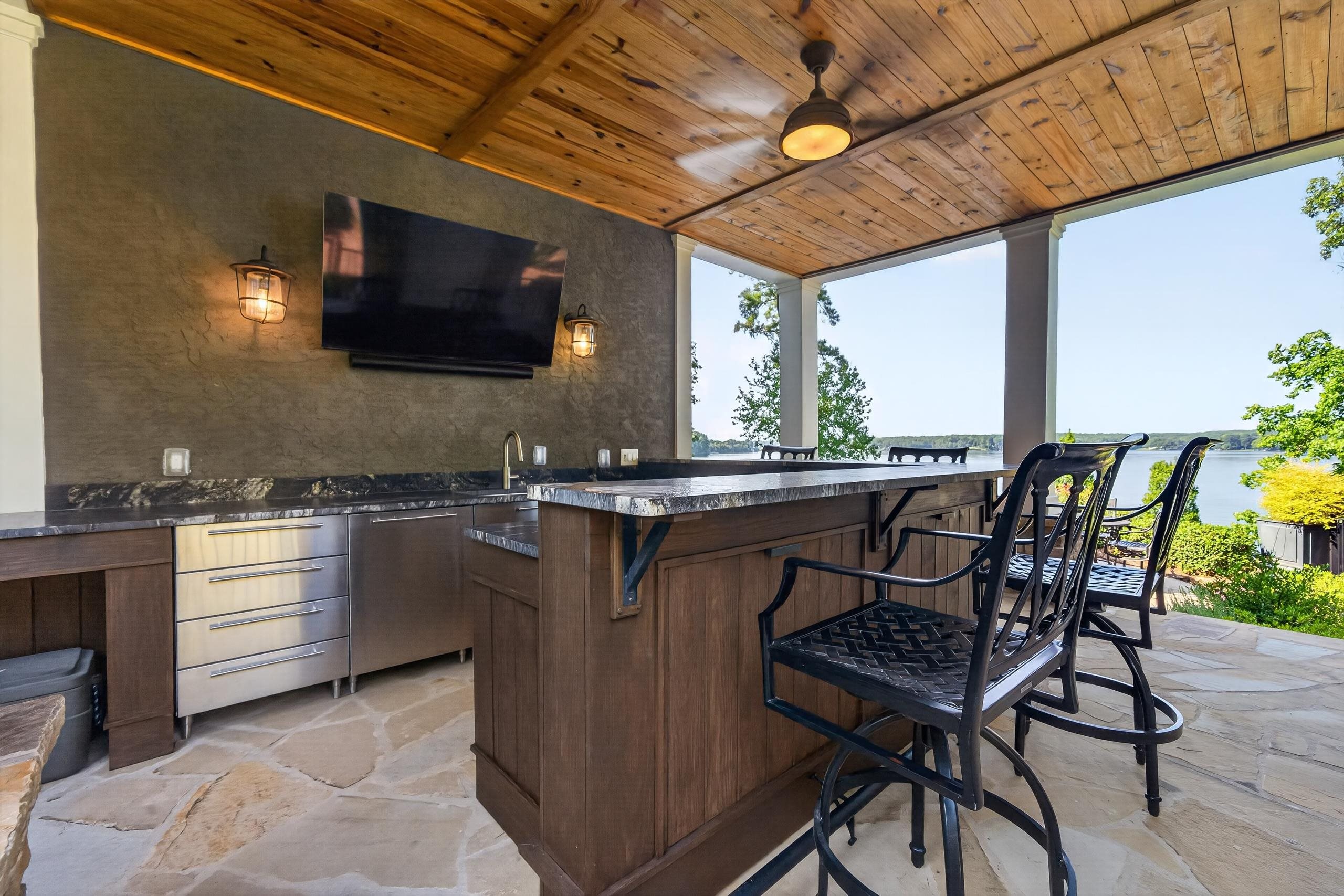 1131 KINGFISHER POINT image 68
