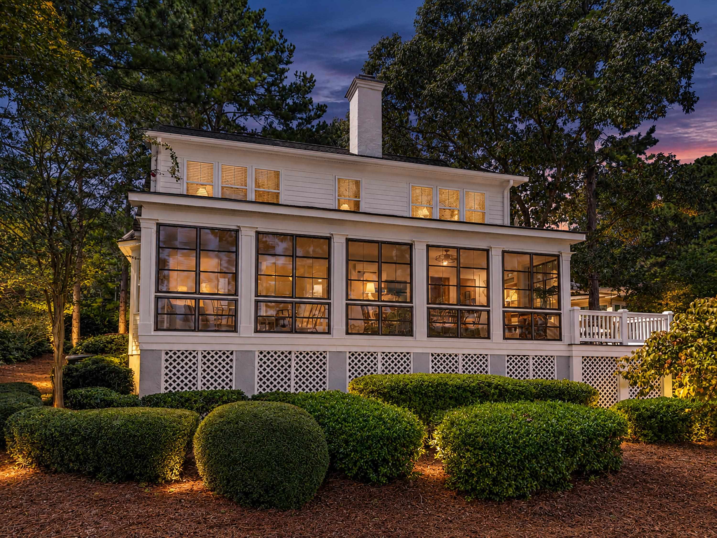 155 OAKTON SOUTH image 2