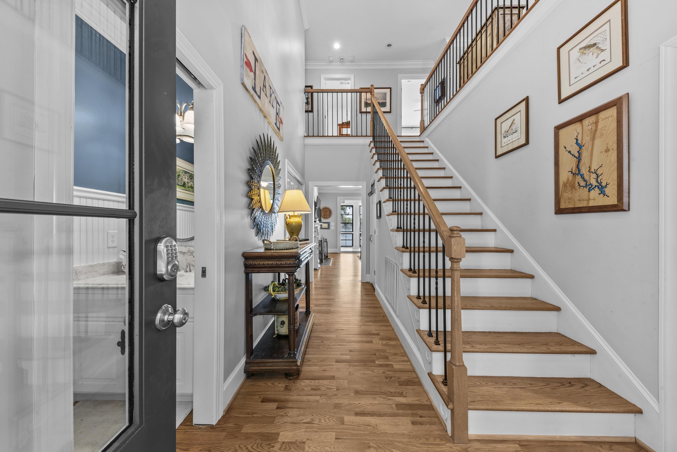 155 OAKTON SOUTH image 11