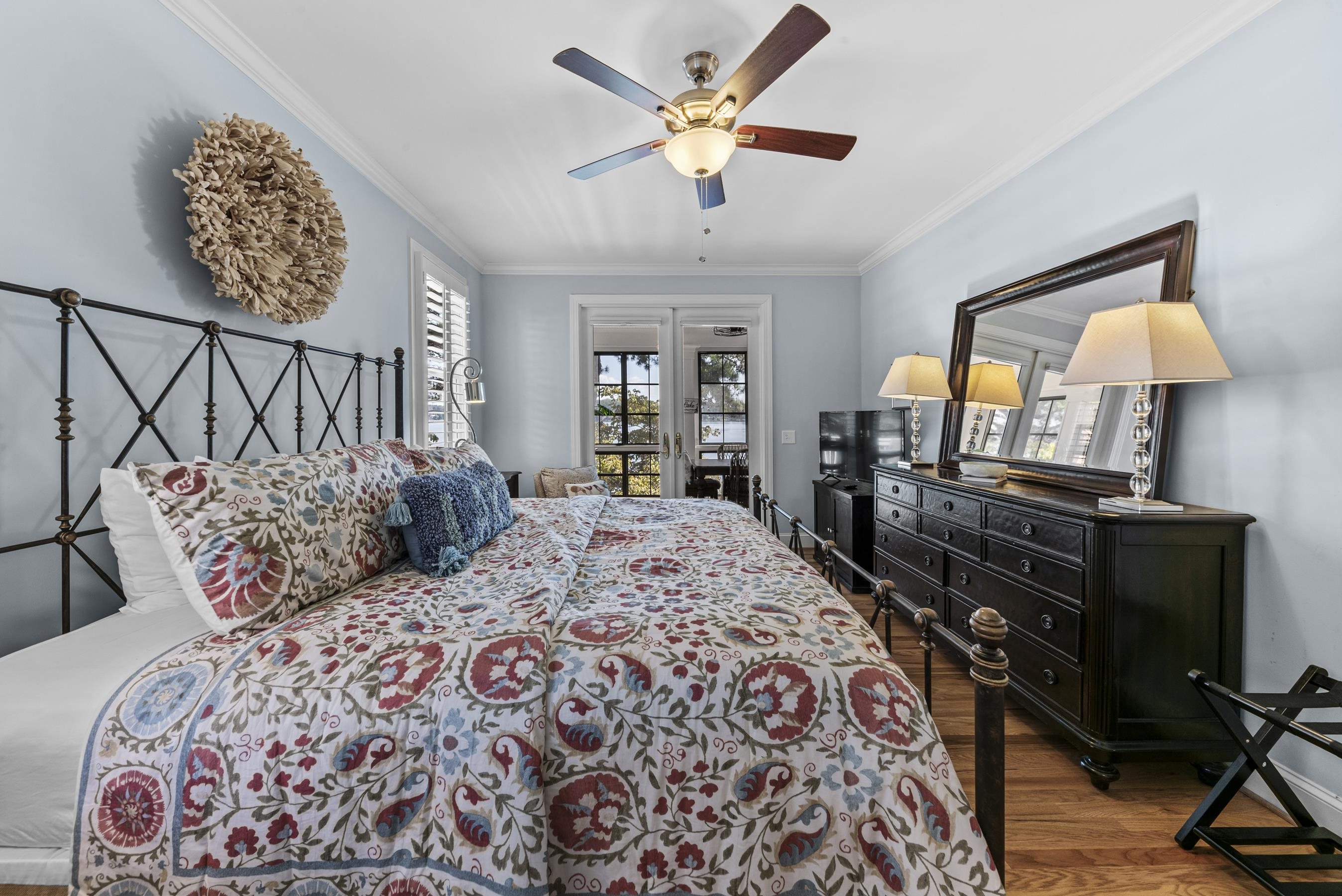 155 OAKTON SOUTH image 31