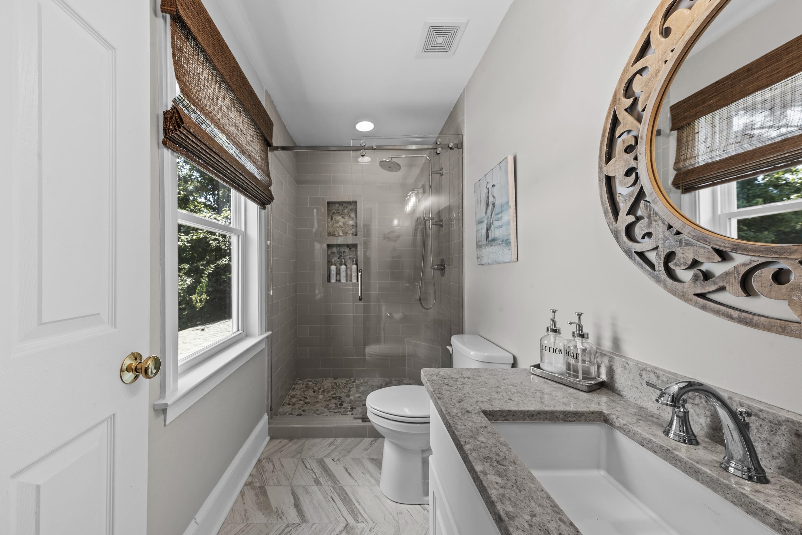 155 OAKTON SOUTH image 44