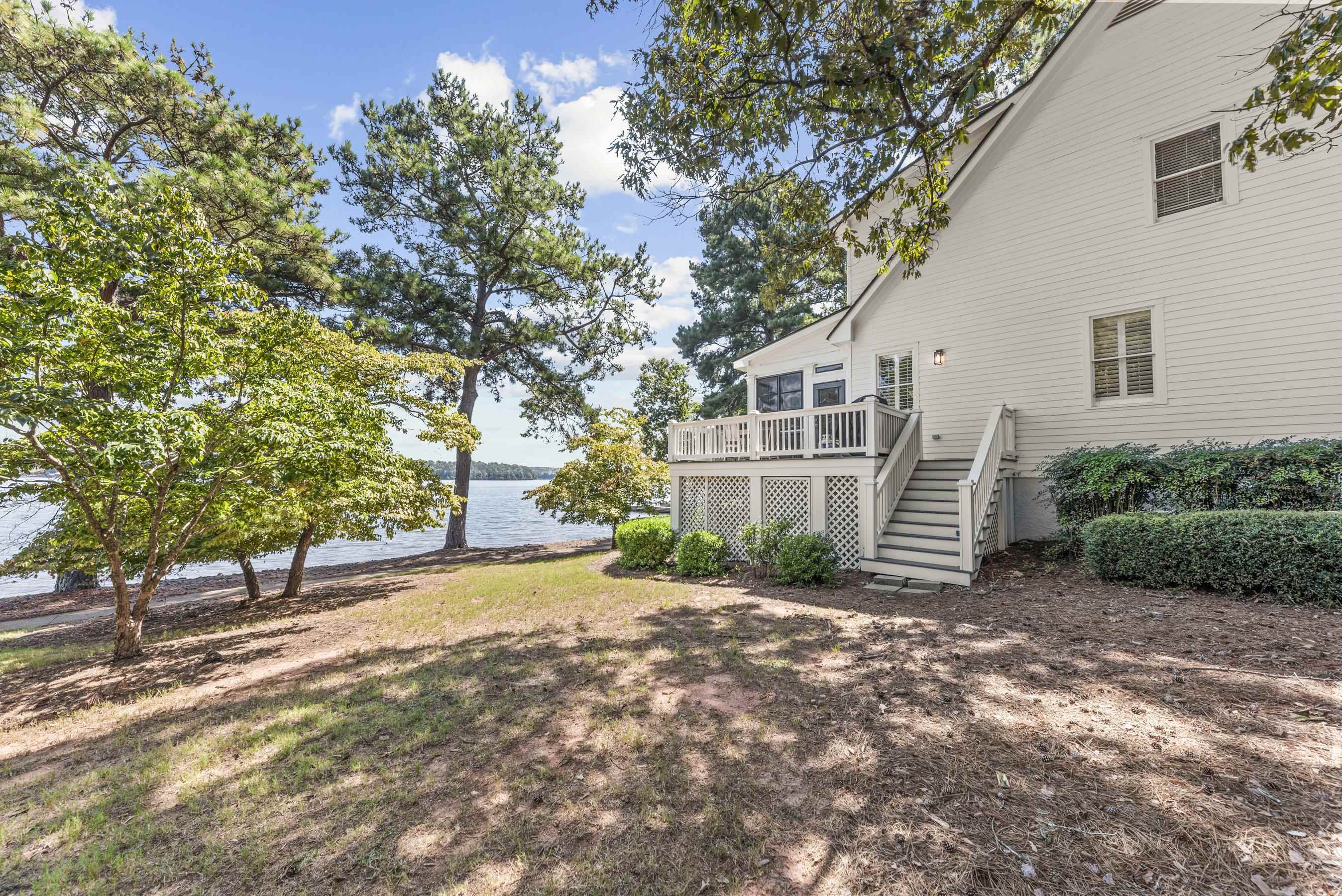 155 OAKTON SOUTH image 52