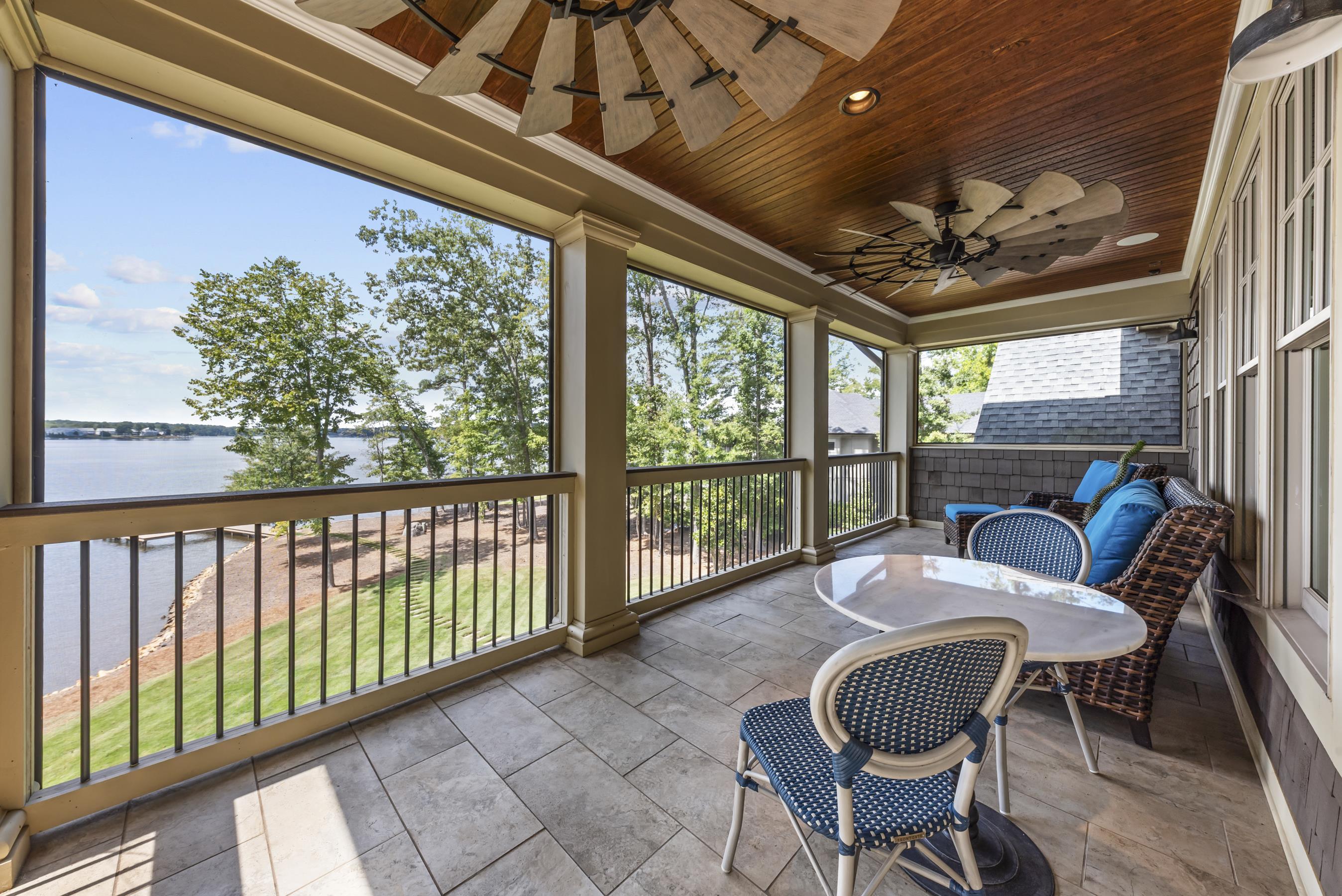 131 CAROLYN DRIVE image 41